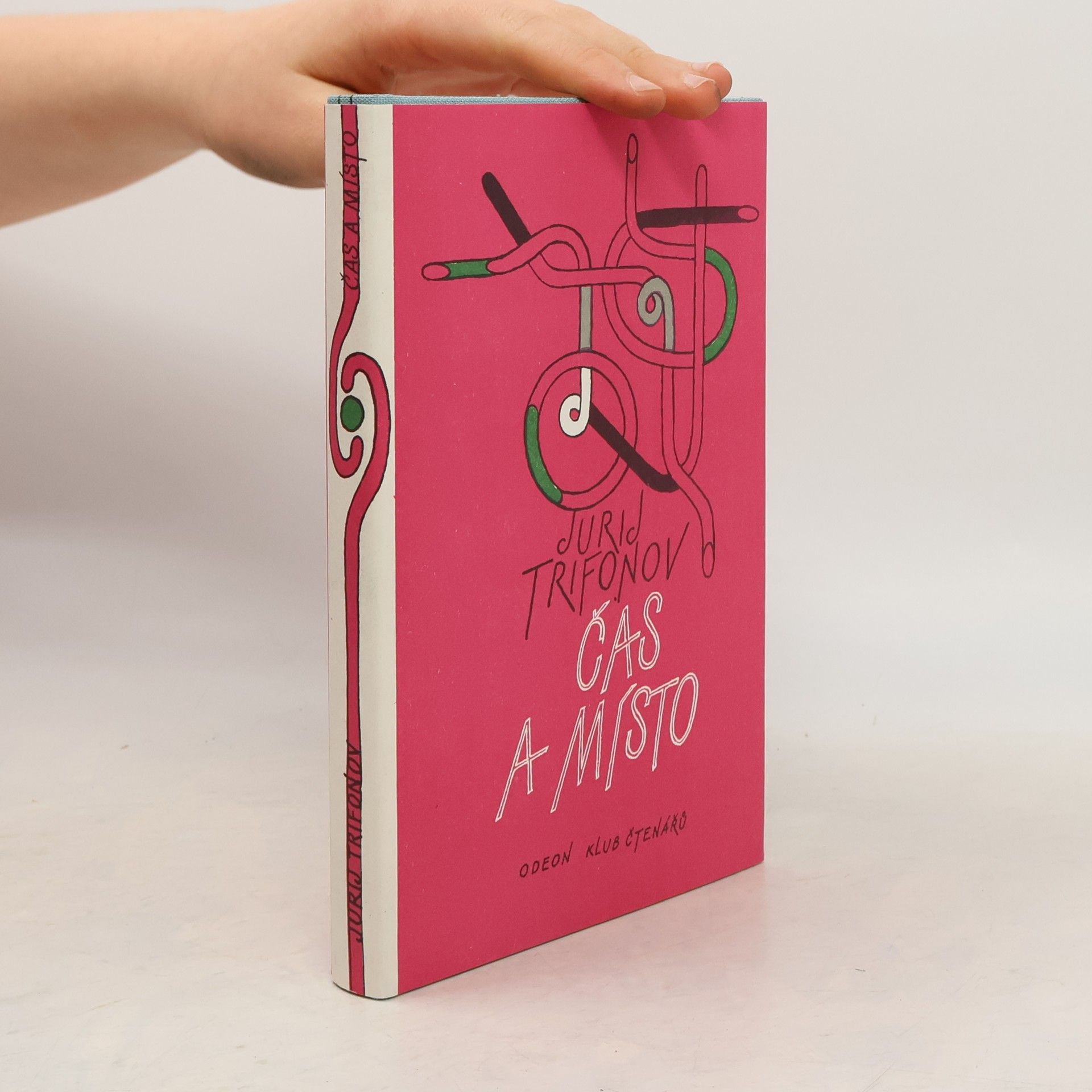 Jurij Valentinovič Trifonov Čas a místo