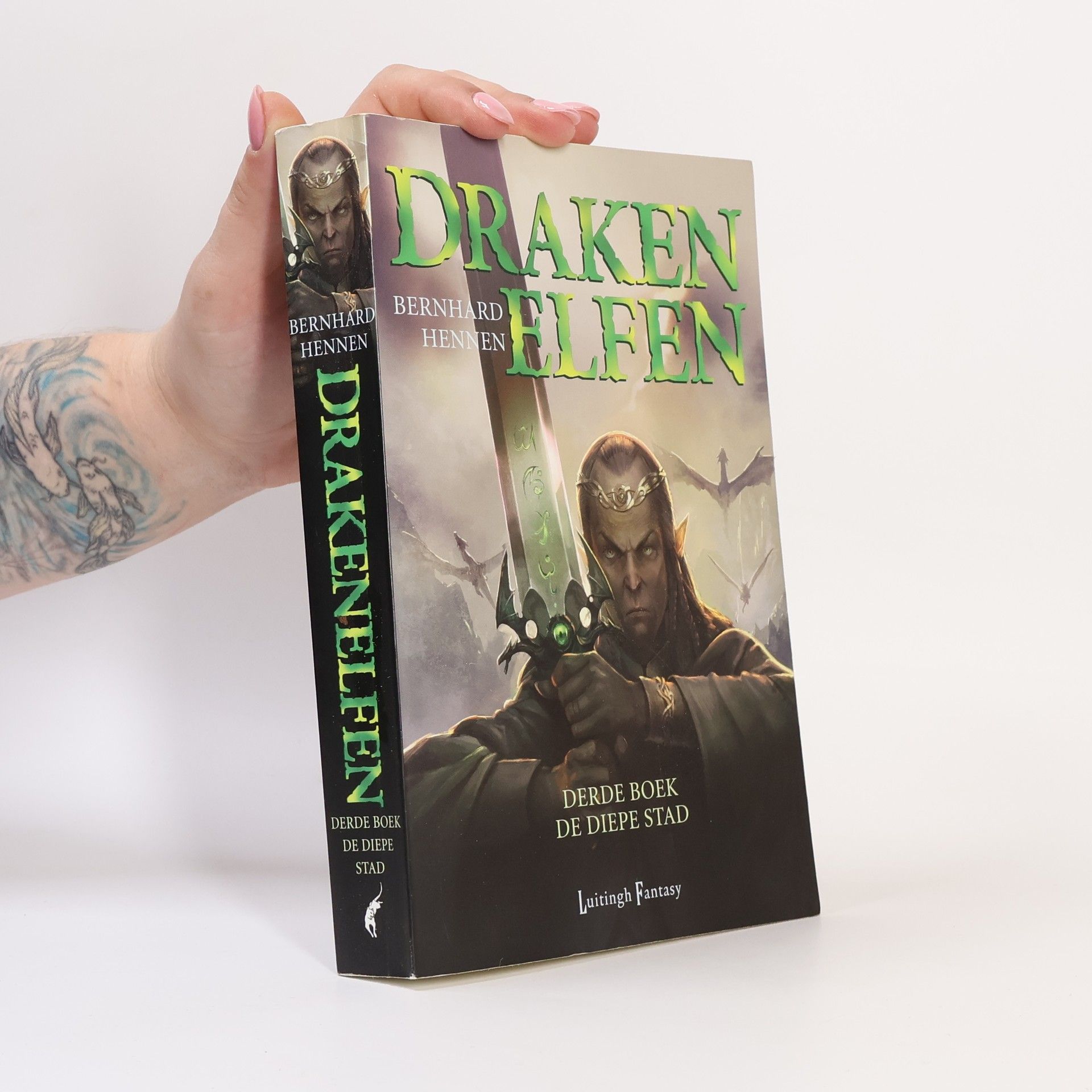 Bernhard Hennen De diepe stad