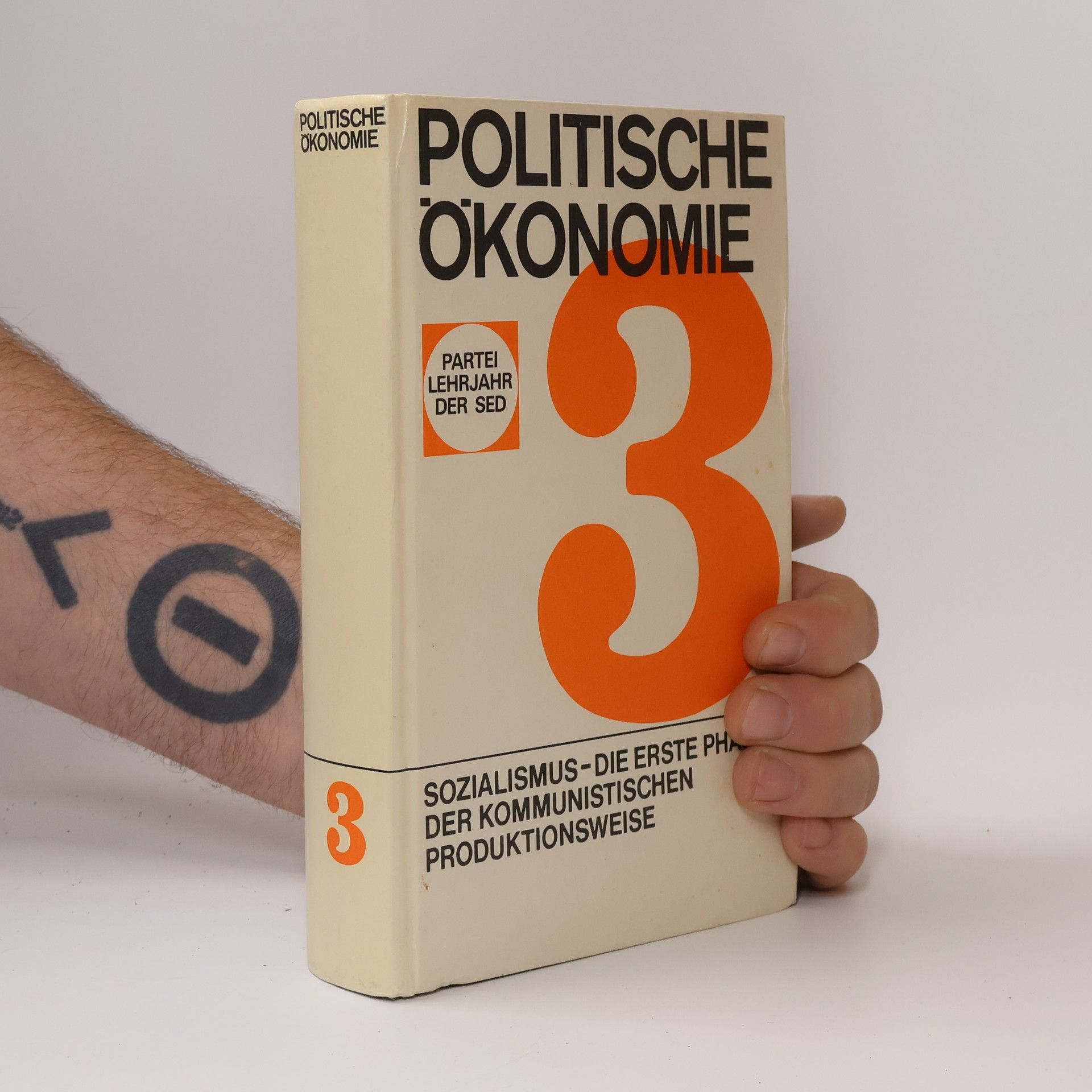 Autorenkollektiv Politische Ökonomie 3