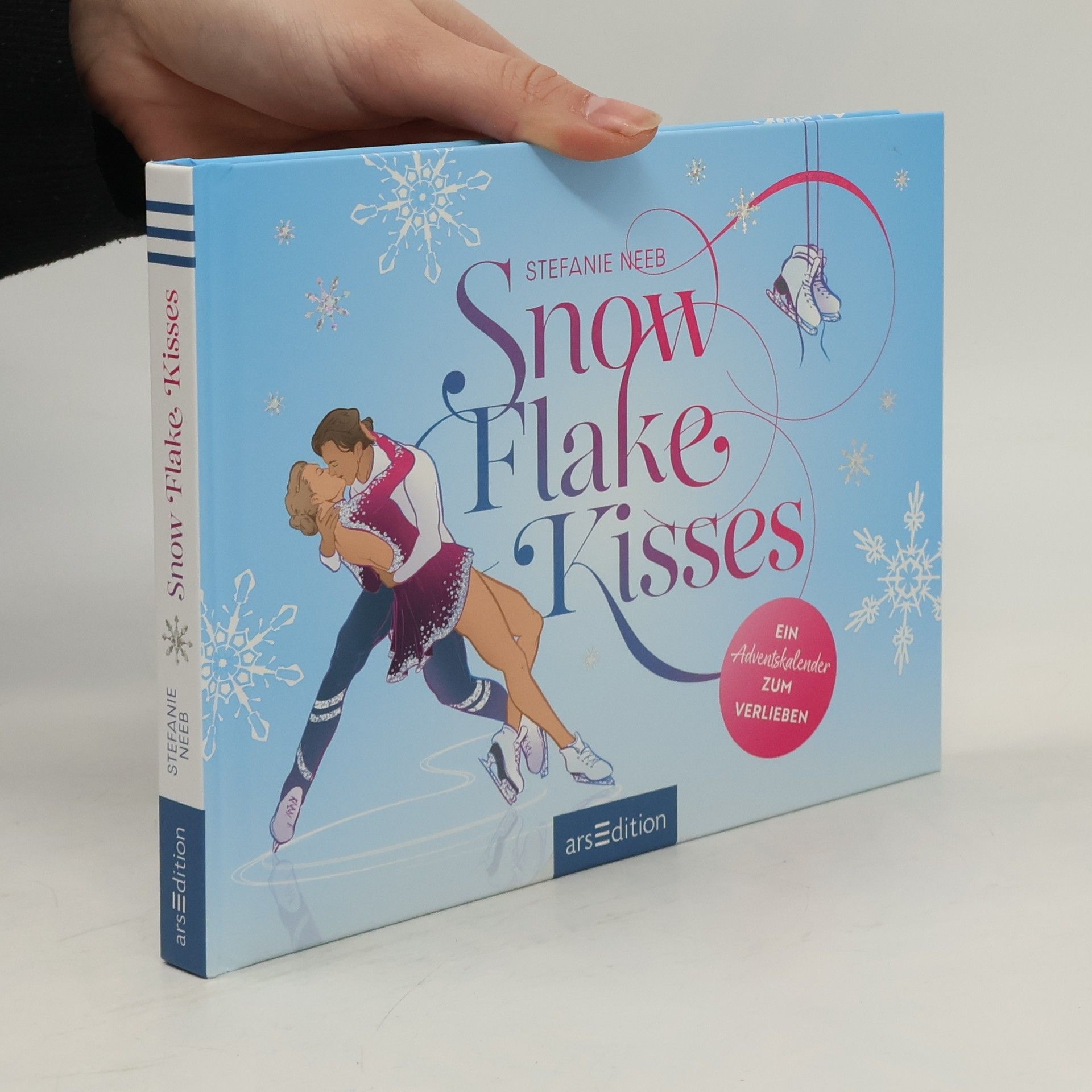 Stefanie Neeb Snowflake Kisses