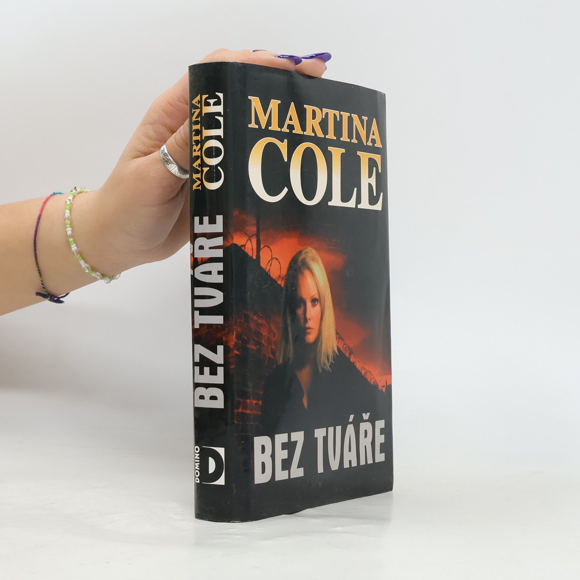 Martina Coleová Bez tváře