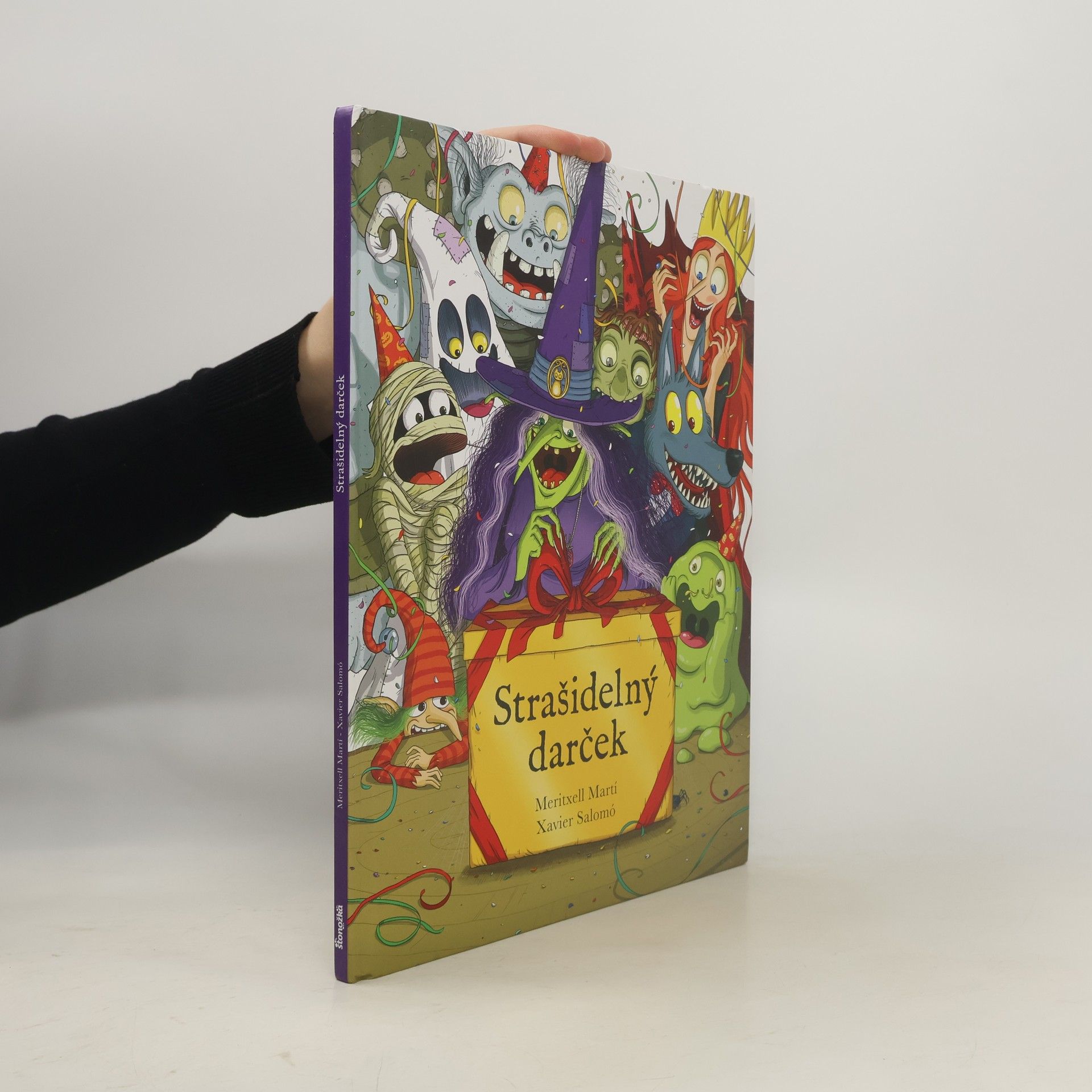 Martí Meritxell Strašidelný darček