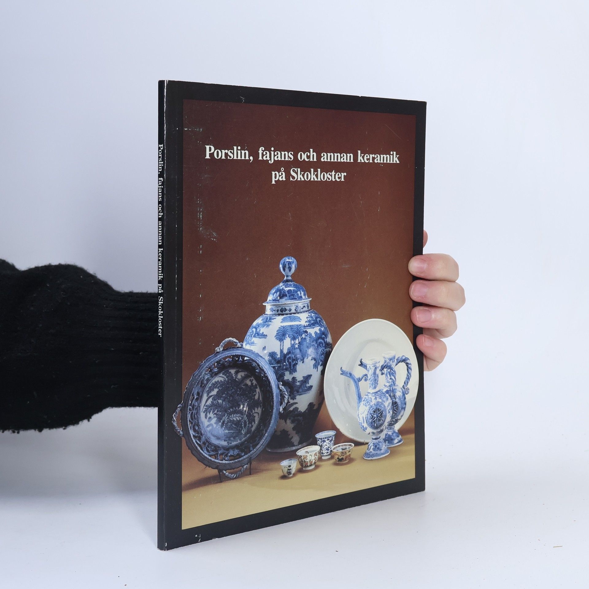 Various authors Porslin, fajans och annan keramik på Skokloster