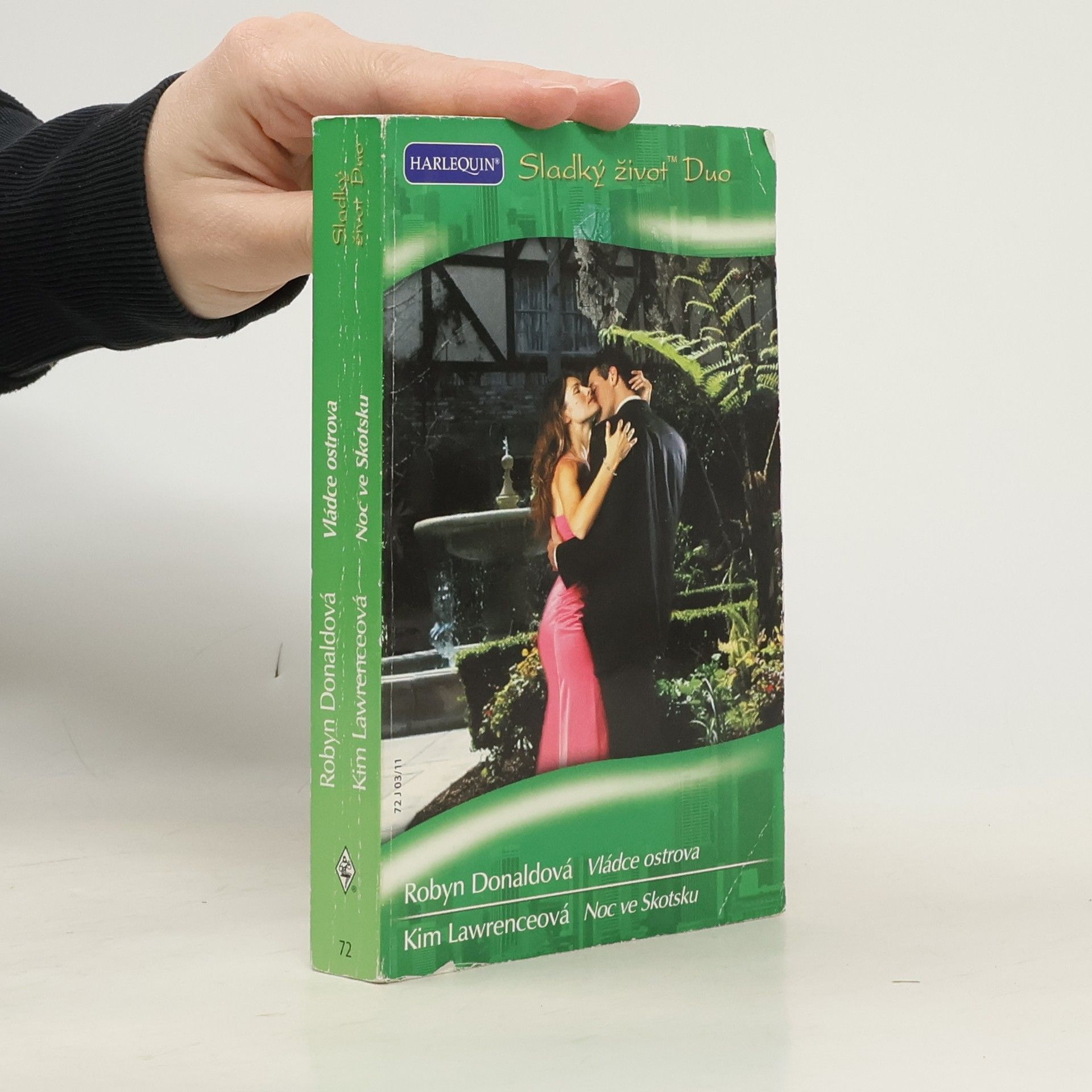 Robyn Donald Vládce ostrova. Noc ve Skotsku