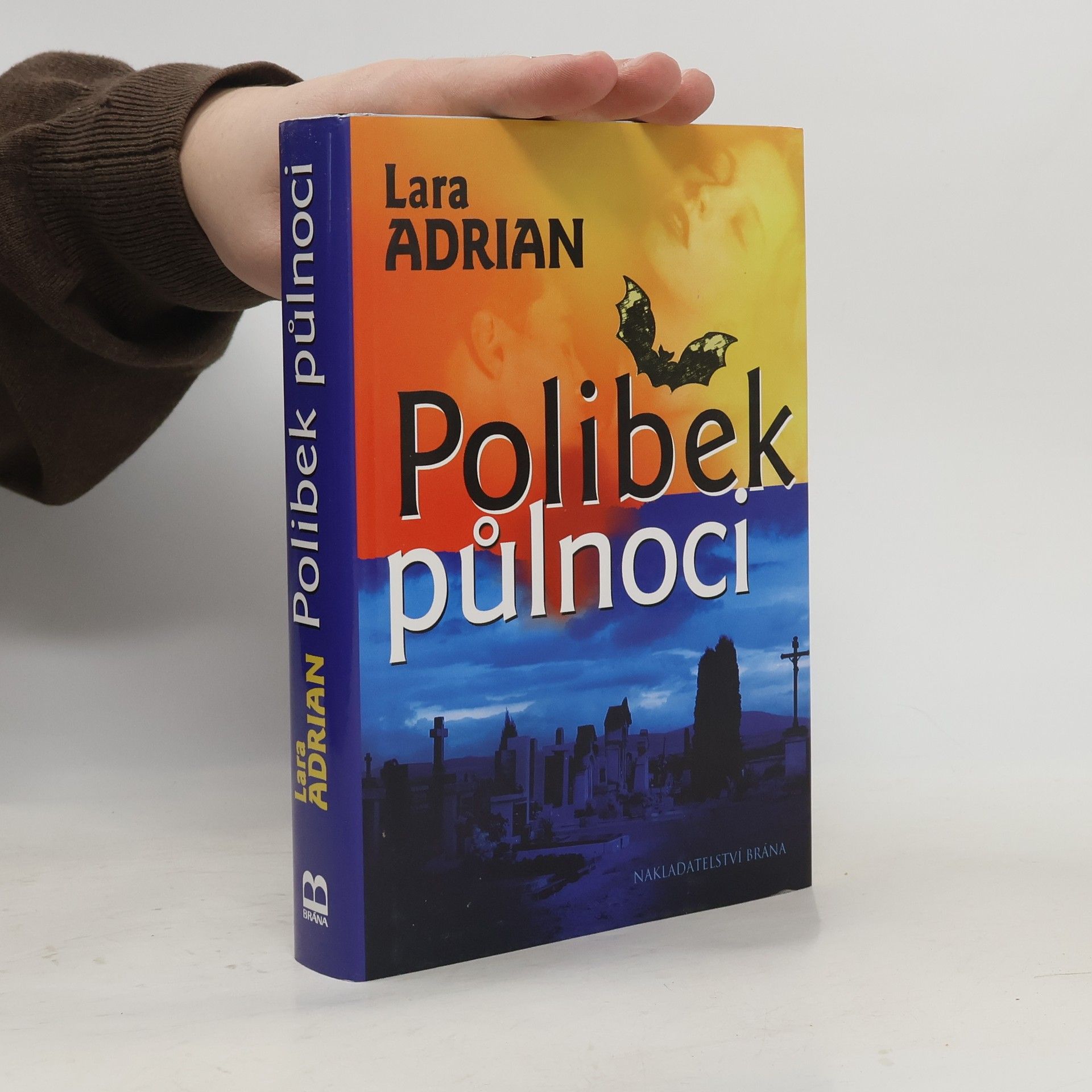 Lara Adrian Polibek půlnoci