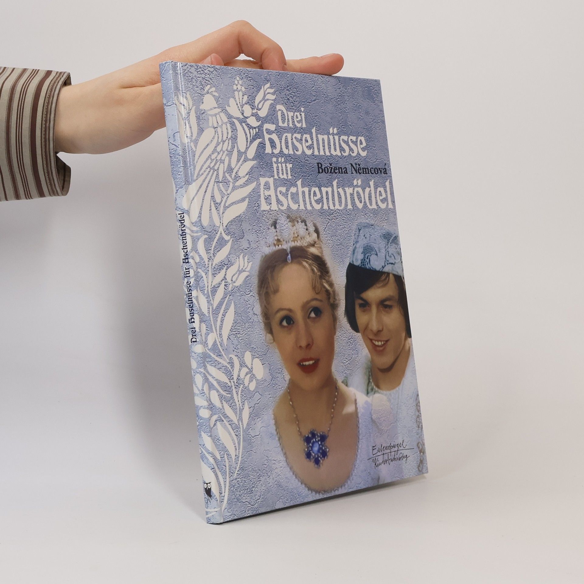Božena Němcová Drei Haselnüsse für Aschenbrödel