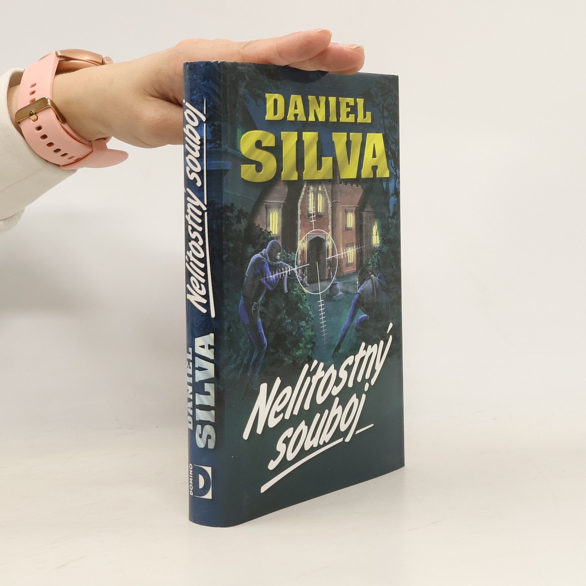 Daniel Silva Nelítostný souboj