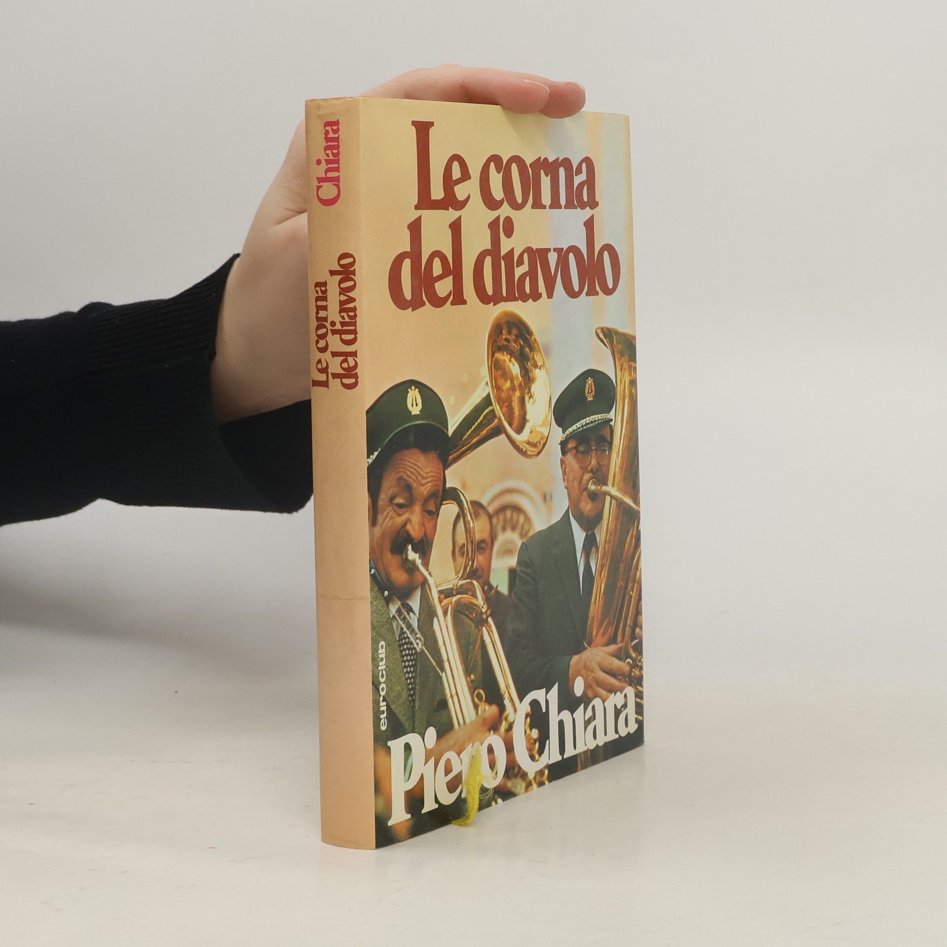 Piero Chiara Le corna del diavolo