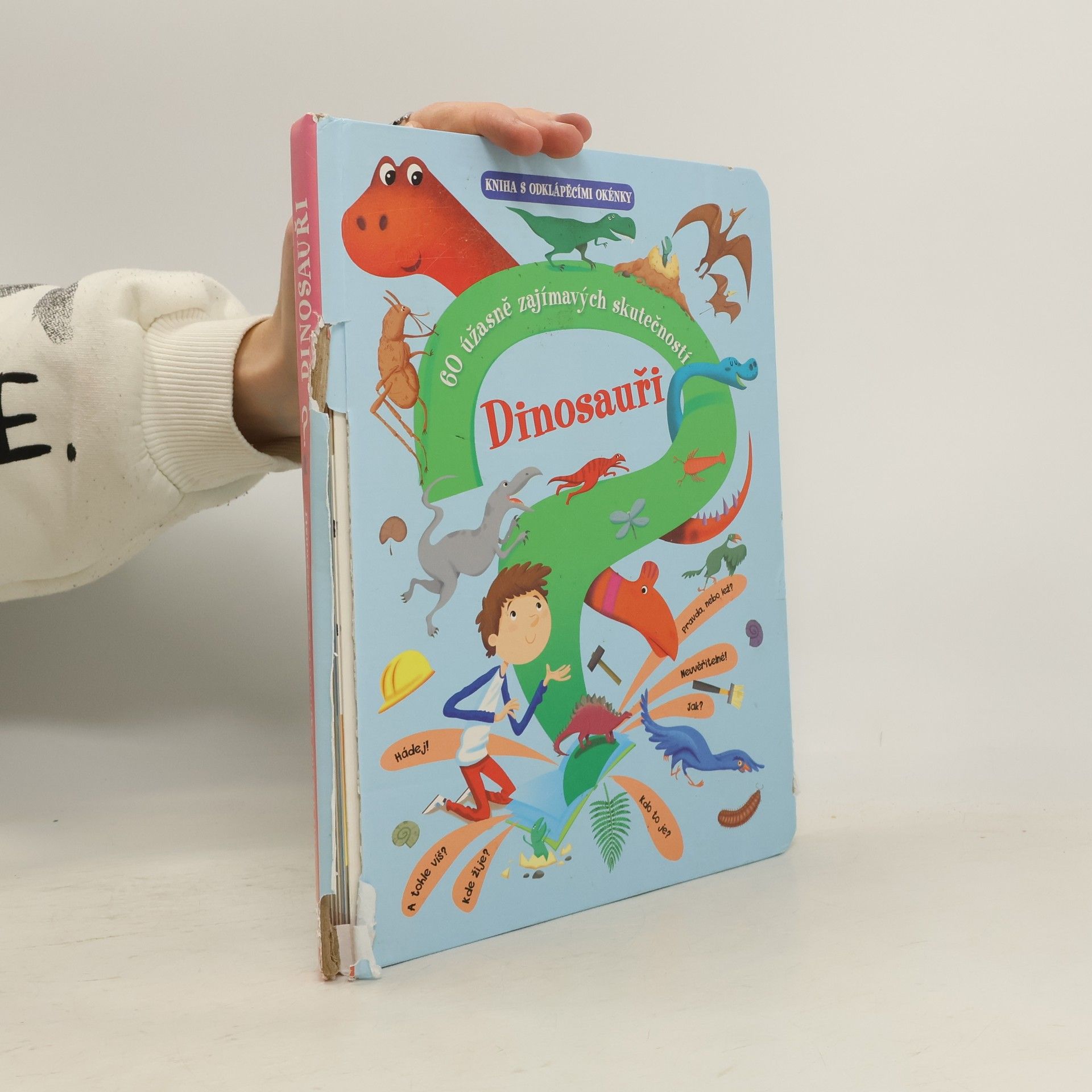 Kolektiv autorů Dinosauři : 60 úžasně zajímavých skutečností