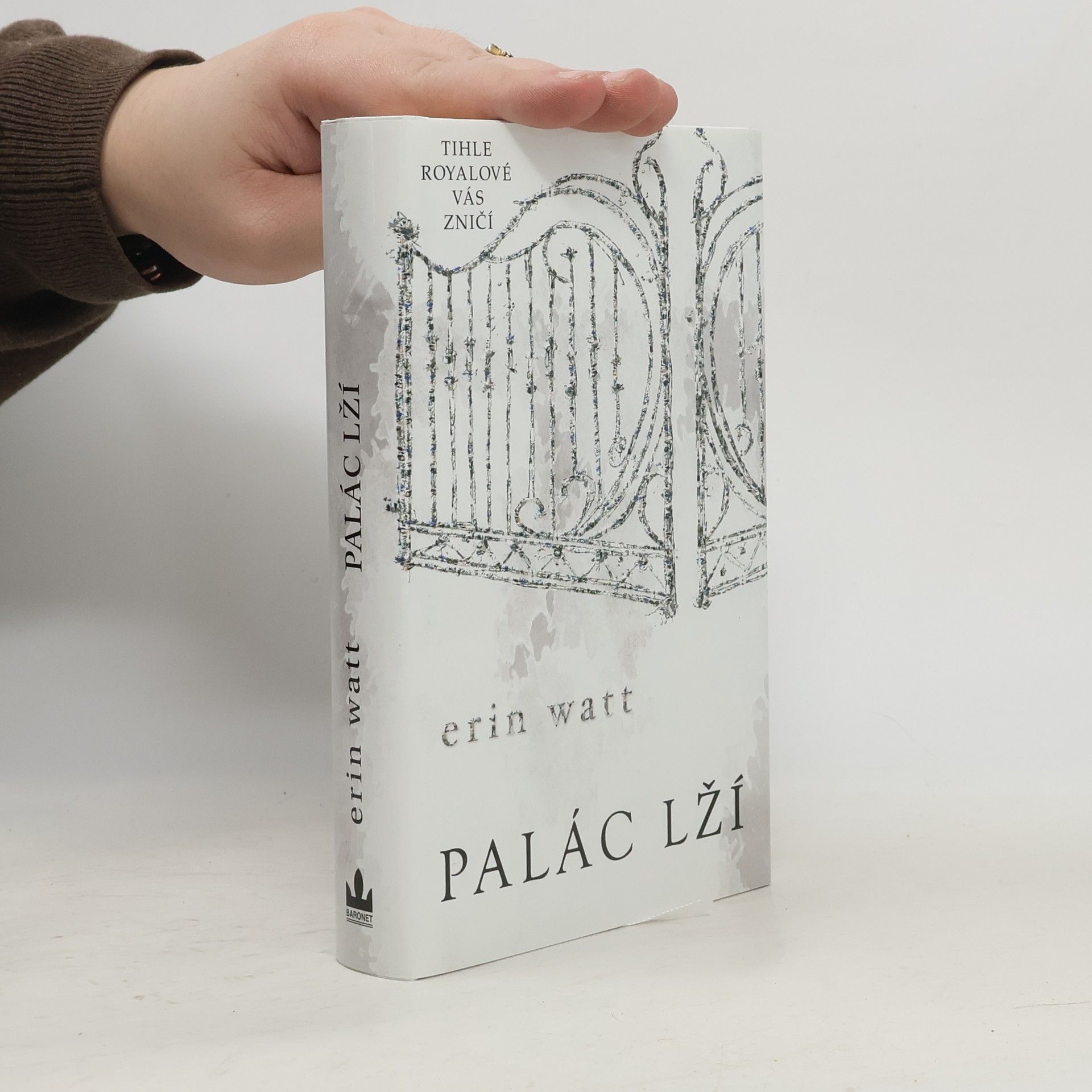 Elle Kennedy Palác lží
