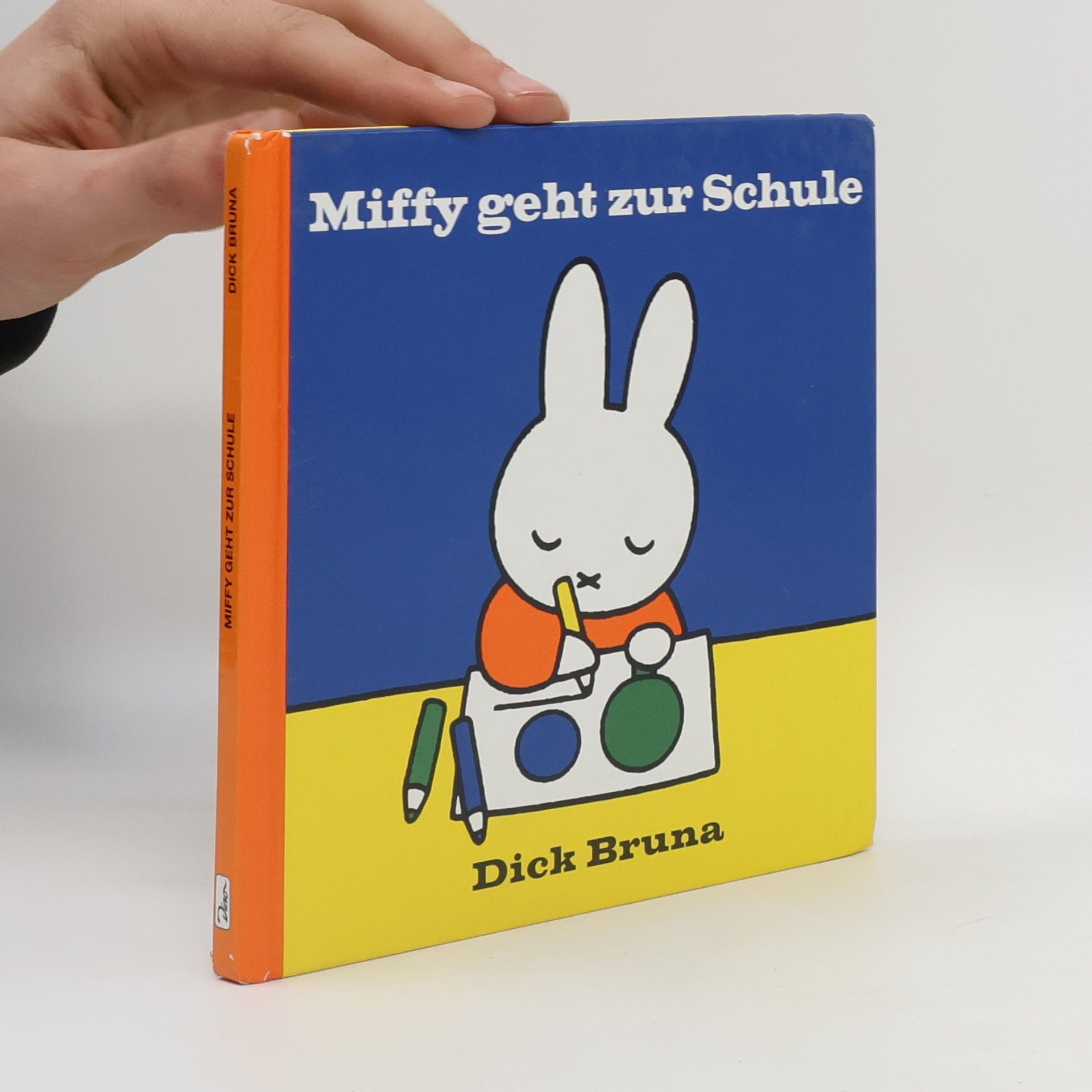 Dick Bruna Miffy geht zur Schule
