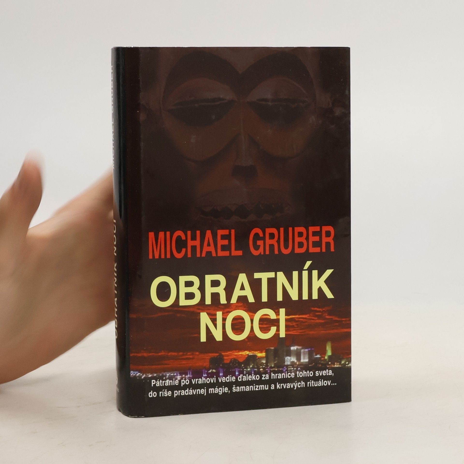 Michael Gruber Obratník noci