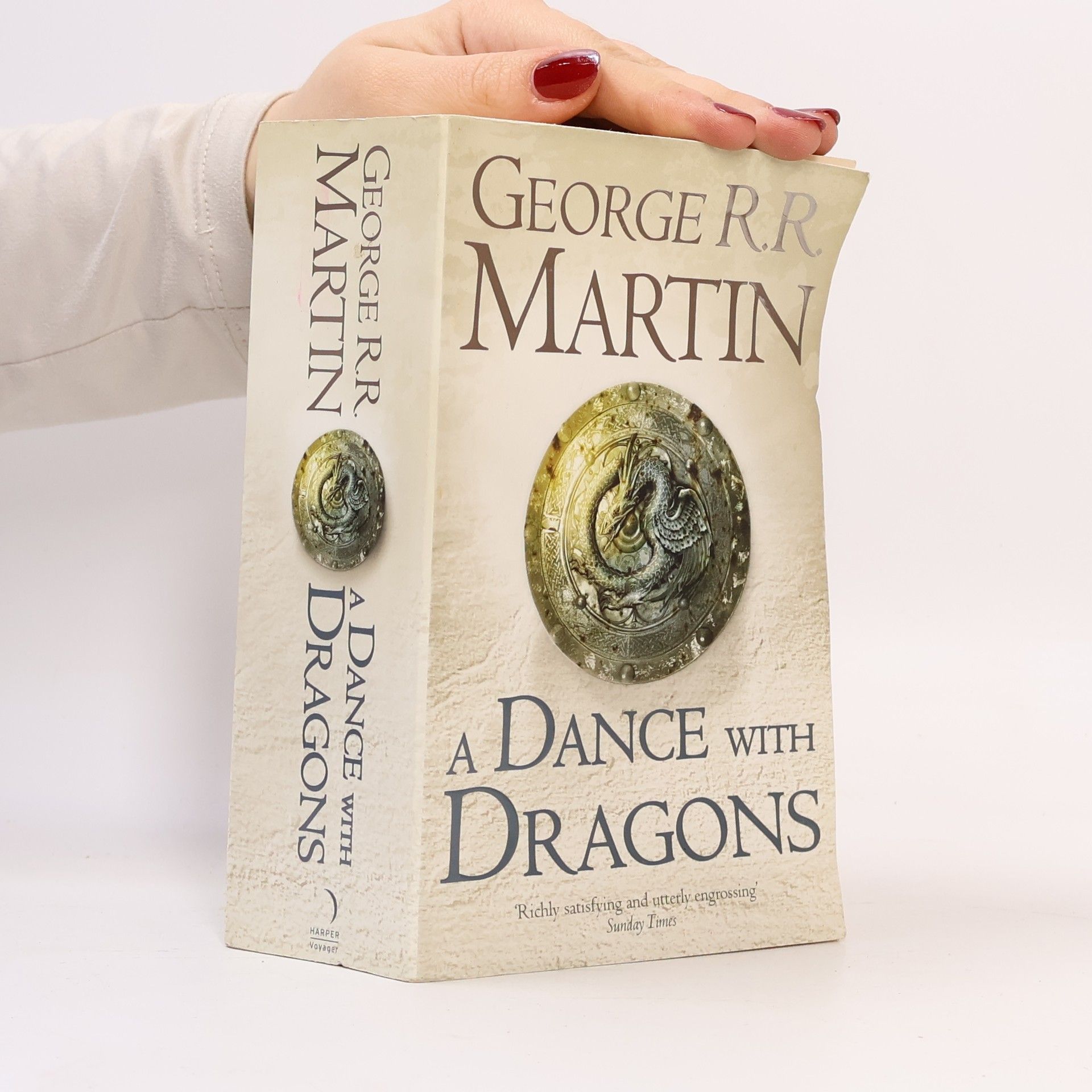 George R. R. Martin A dance with dragons