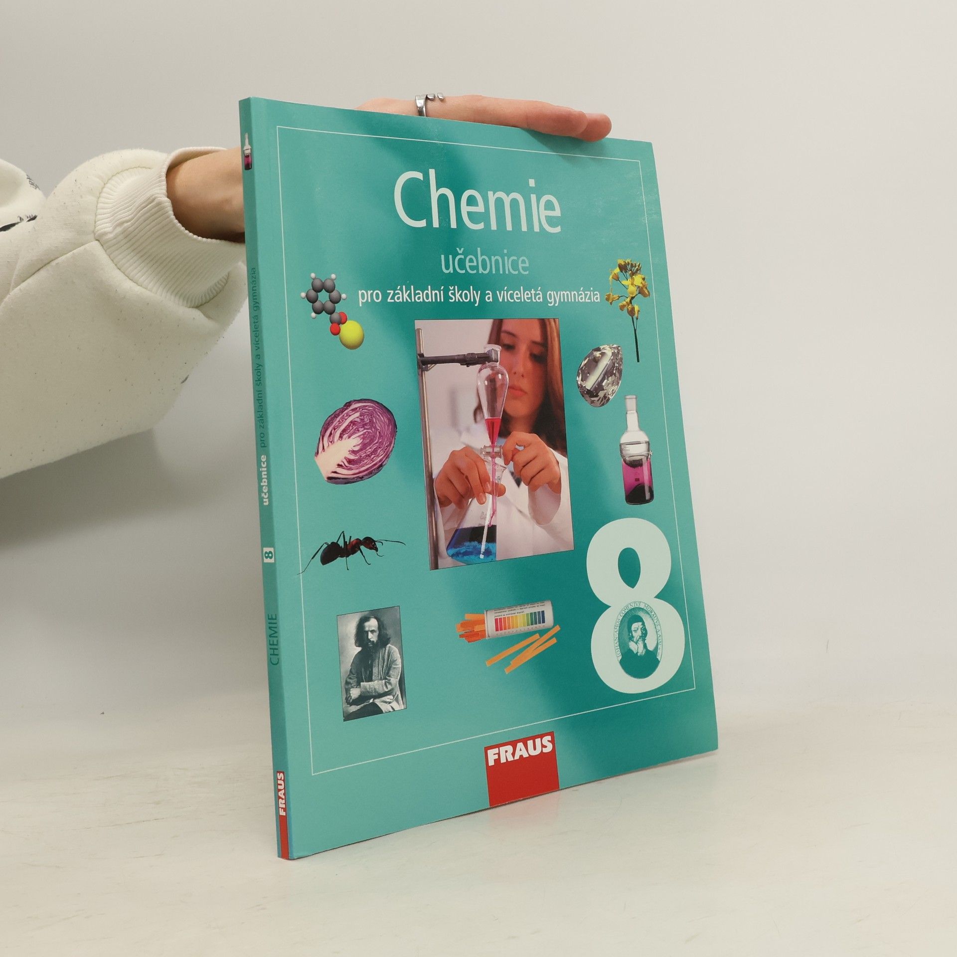 Pavel Doulík Chemie 8