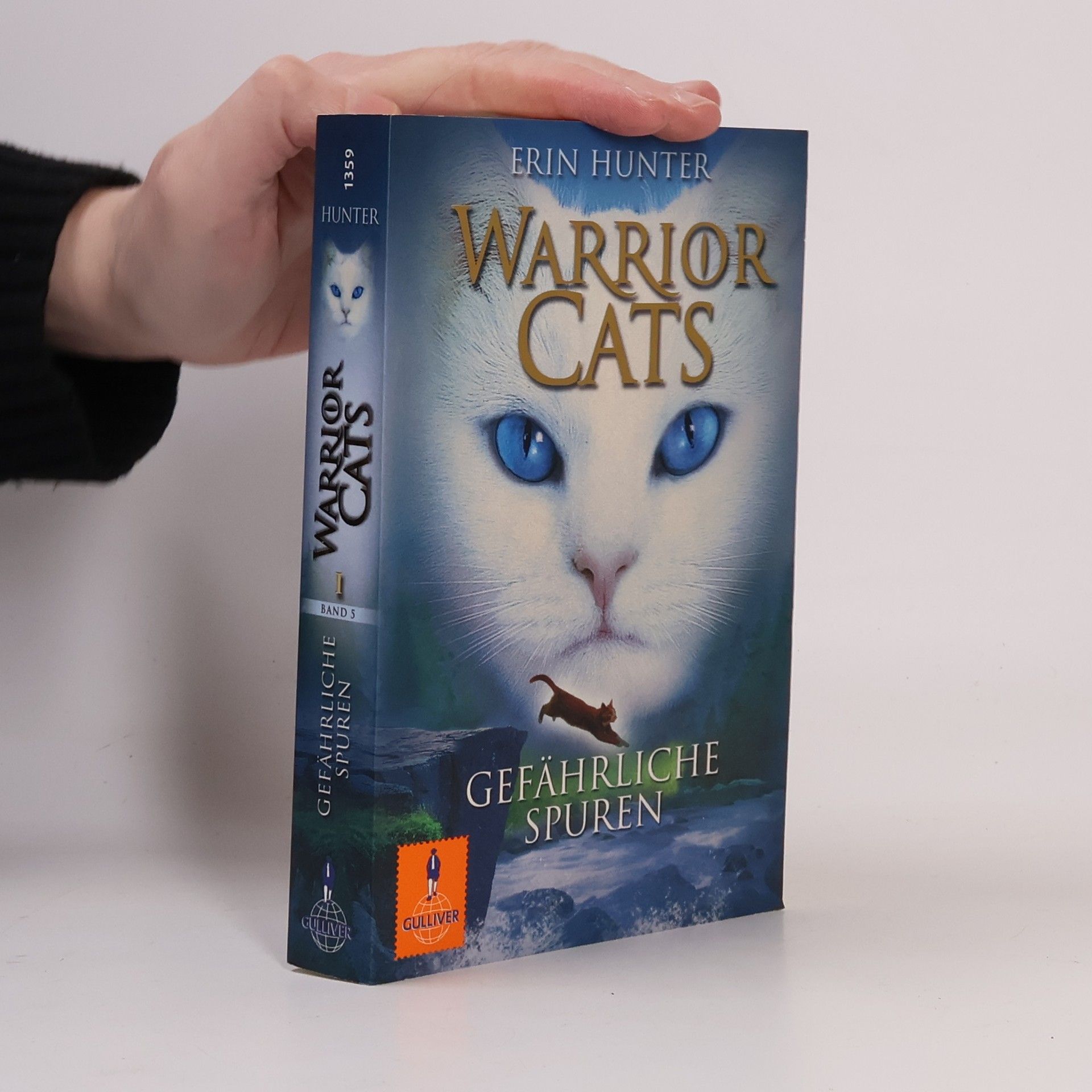 Erin Hunter Warrior Cats. Gefährliche Spuren