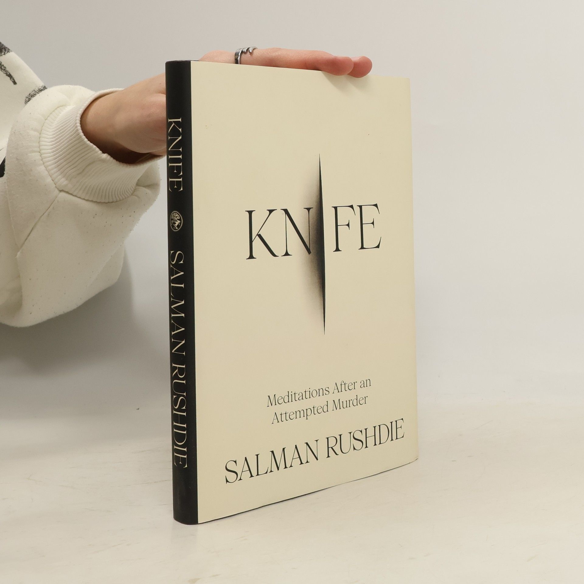 Salman Rushdie Knife