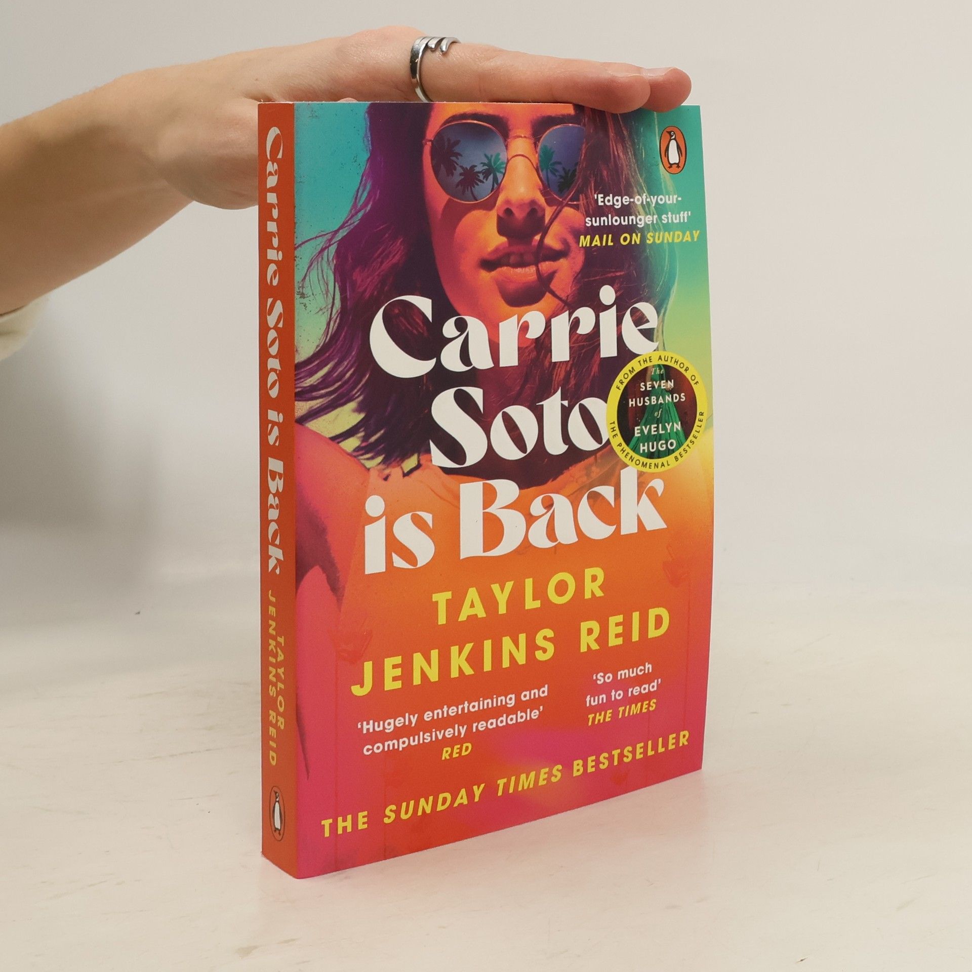 Taylor Jenkins Reid Carrie Soto is Back