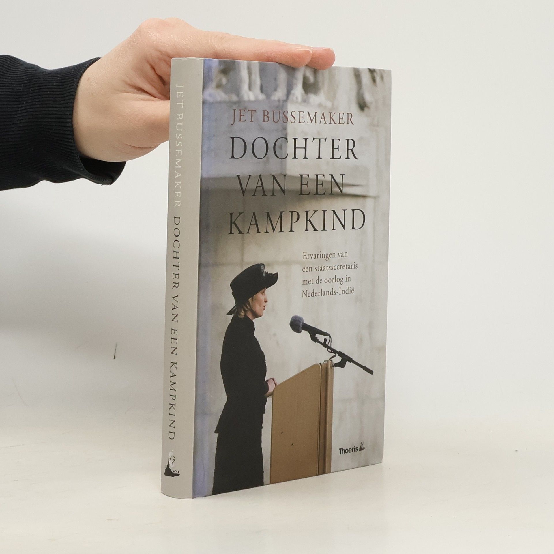 Jet Bussemaker Dochter van een kampkind