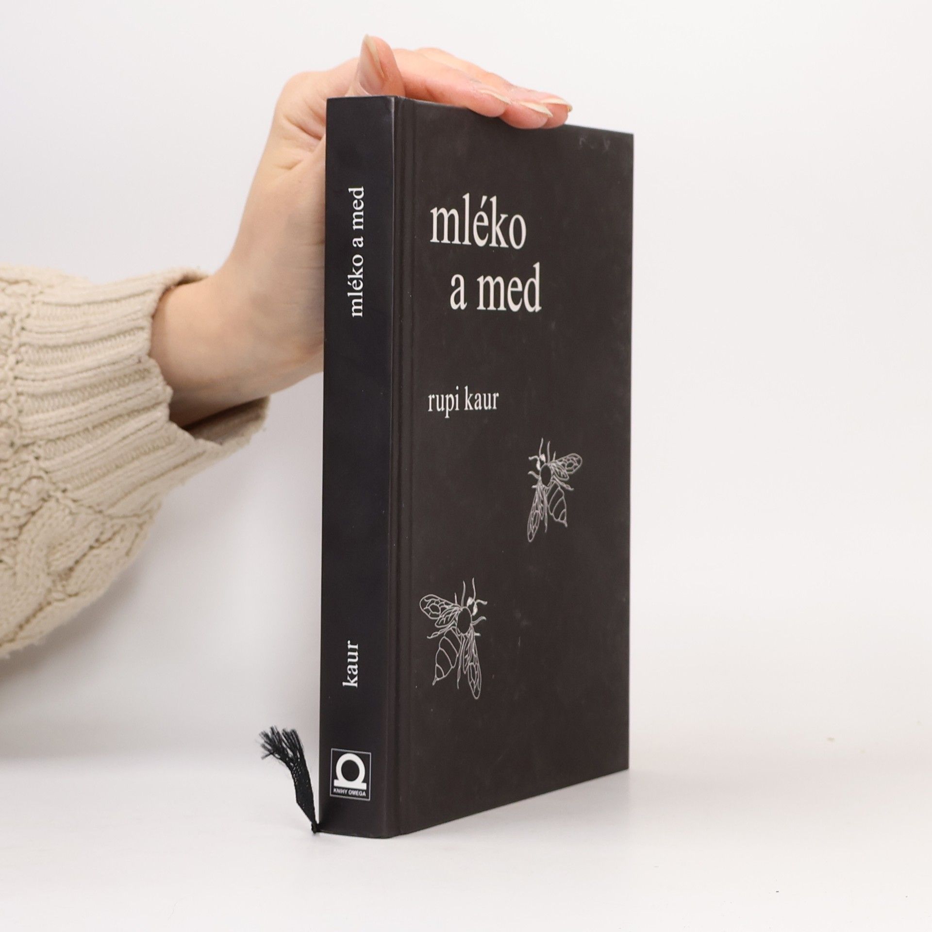 Rupi Kaur Mléko a med