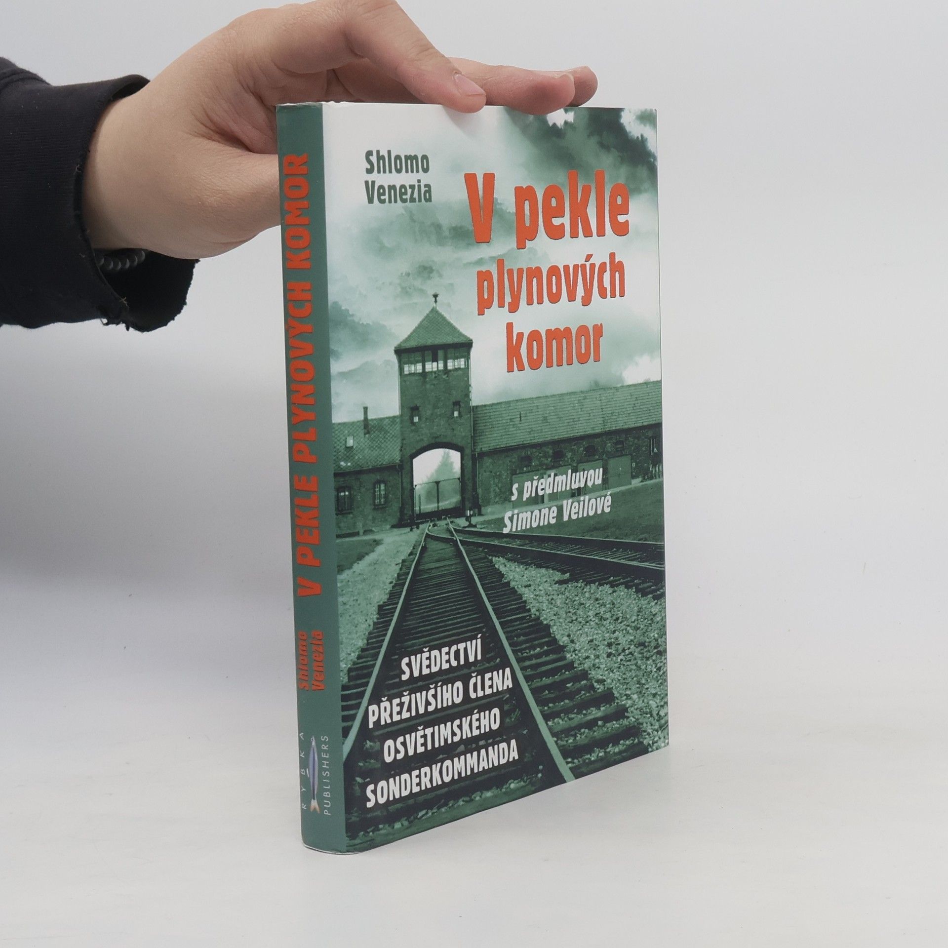 Shlomo Venezia V pekle plynových komor