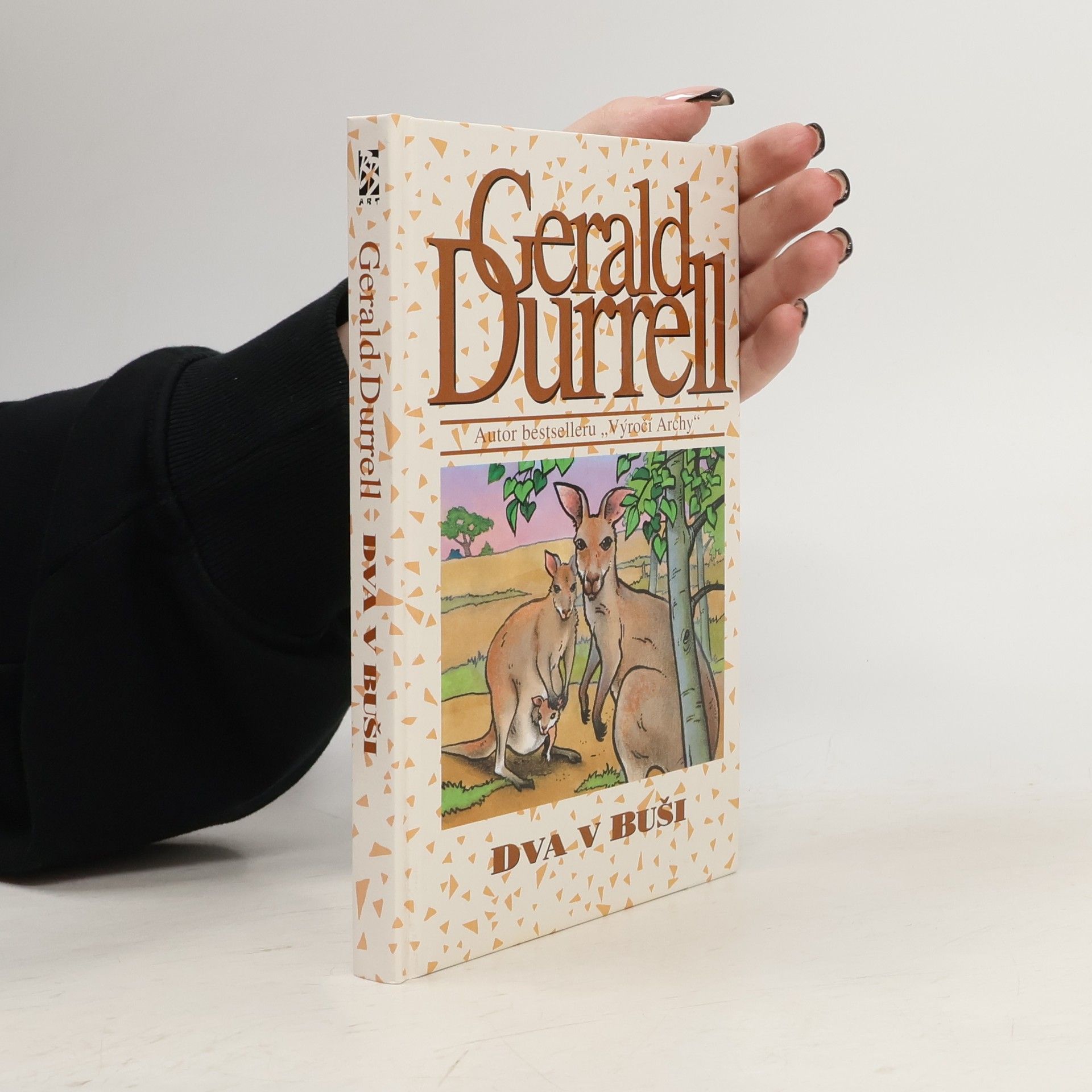Gerald Durrell Dva v buši
