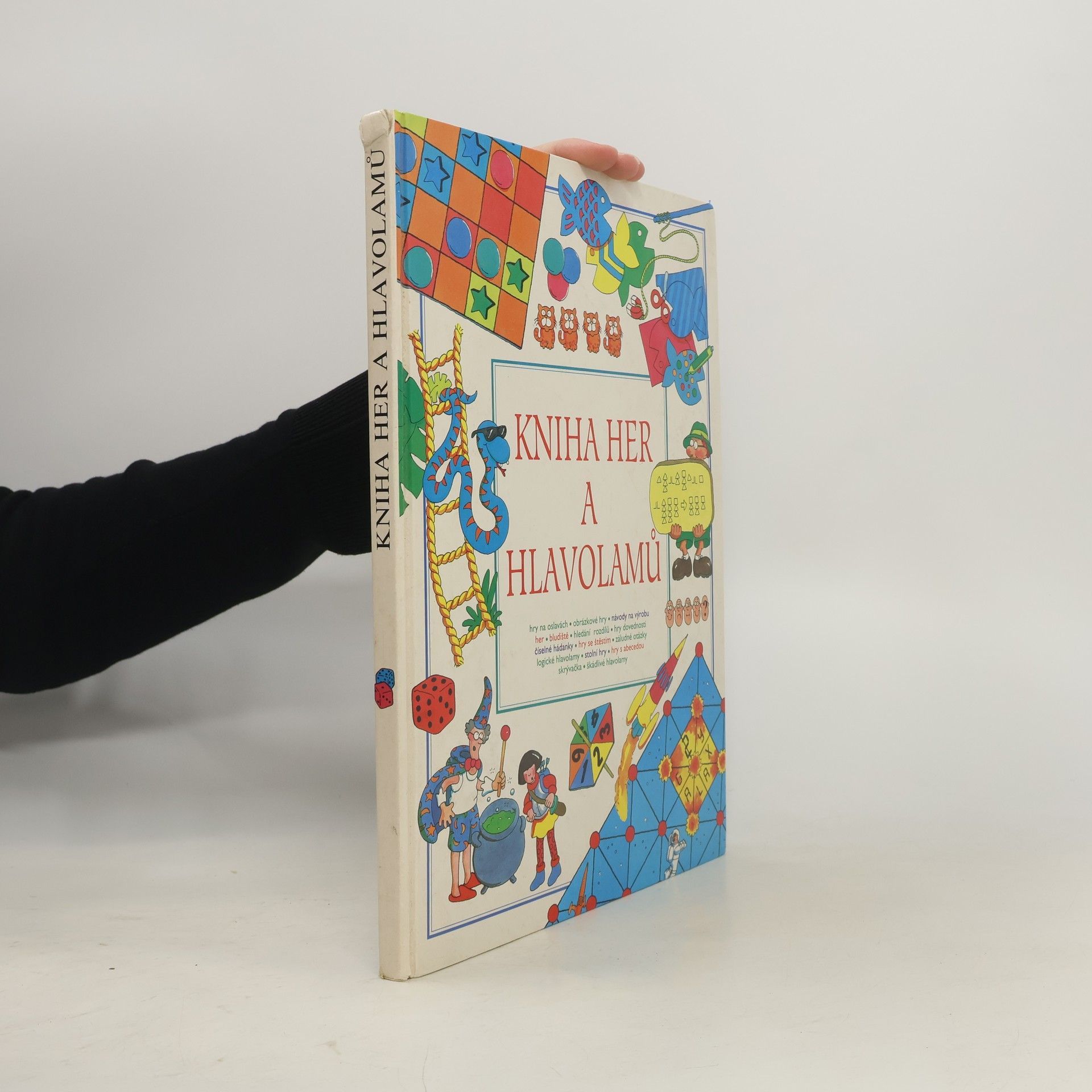 Klára Schirová Kniha her a hlavolamů