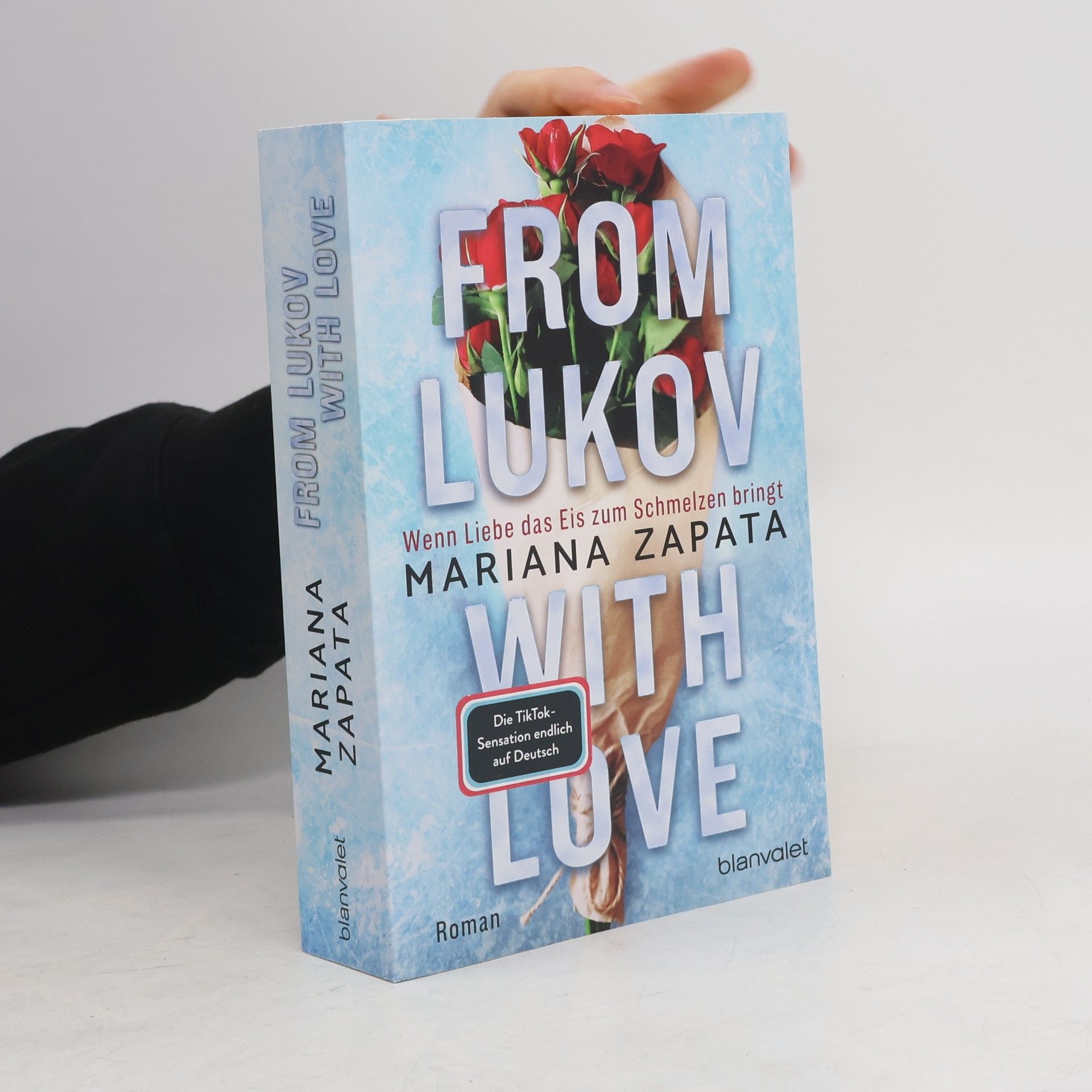 From Lukov with Love - Wenn Liebe das Eis zum Schmelzen bringt