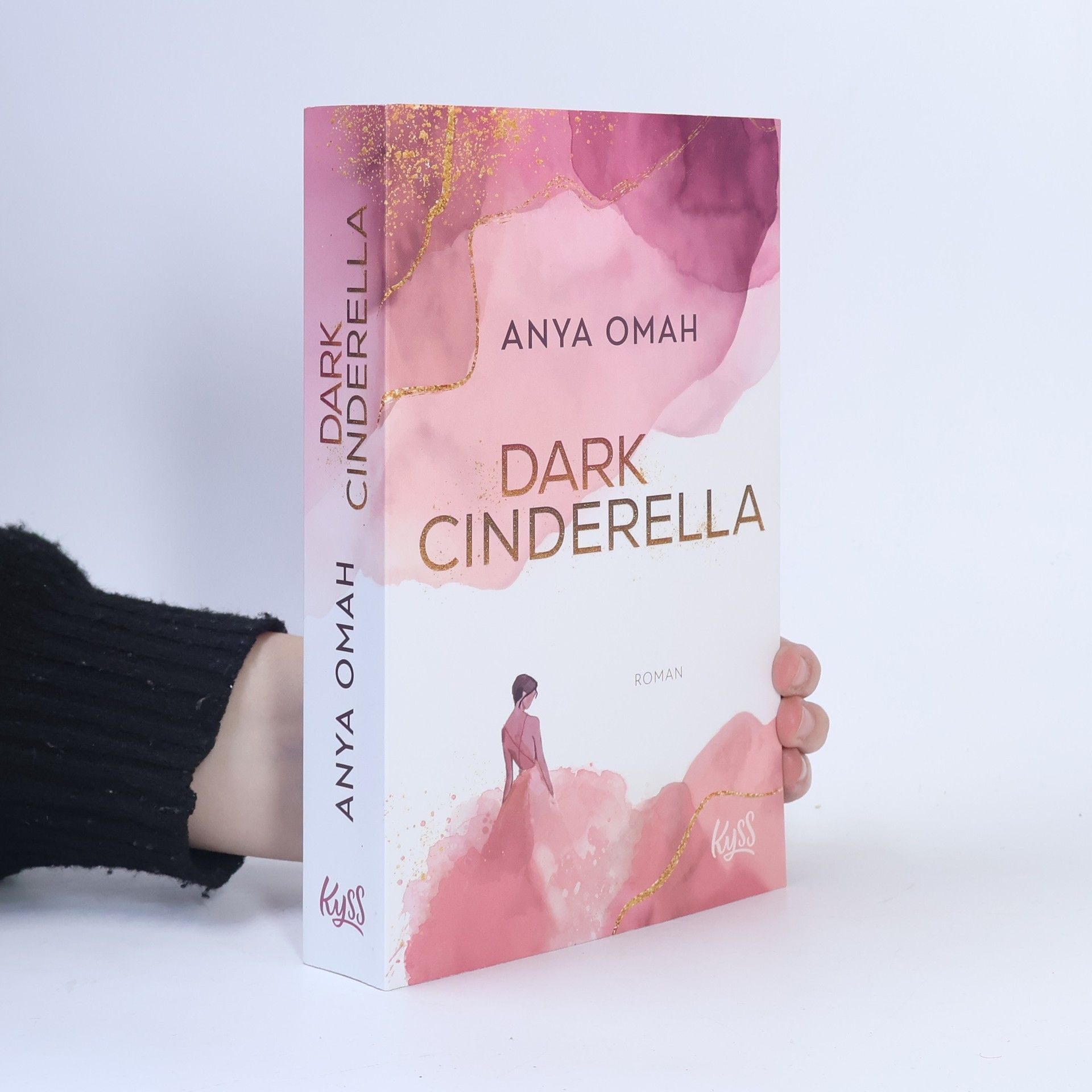Anya Omah Dark Cinderella