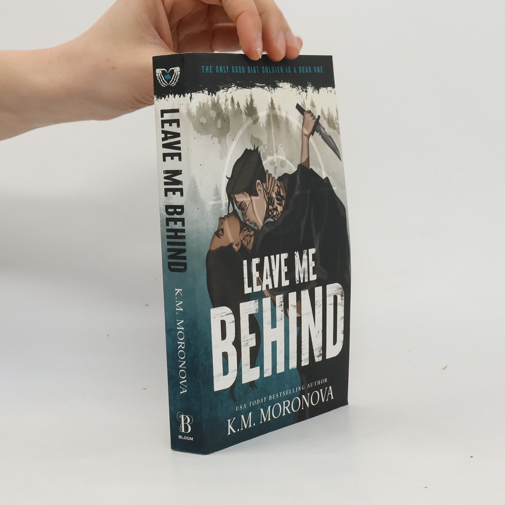 K M Moronova Leave Me Behind