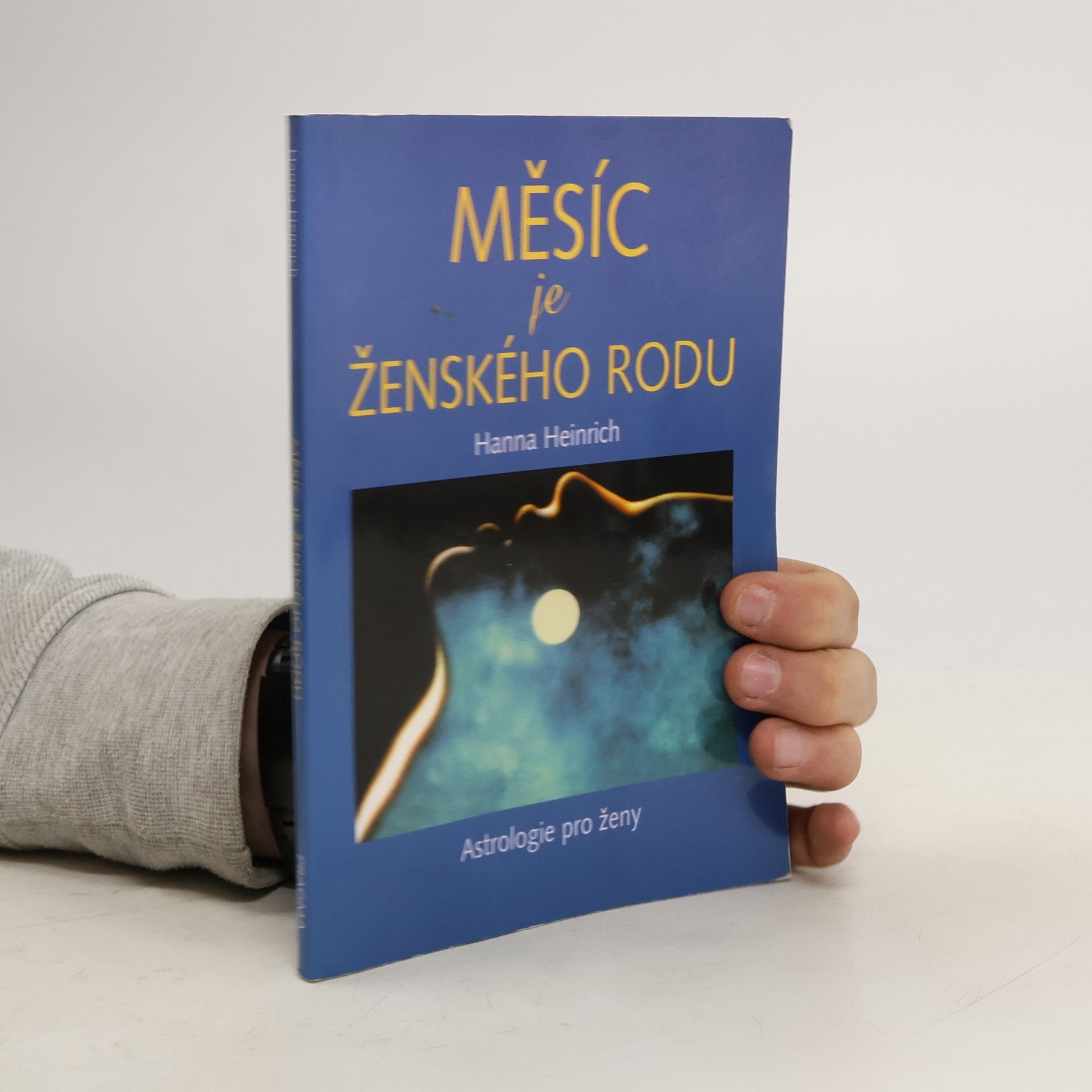 Lukáš Křeček Měsíc je ženského rodu : astrologie pro ženy