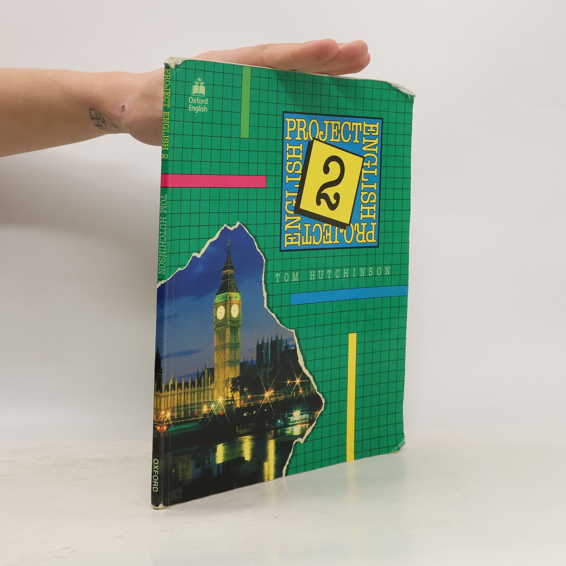 Tom Hutchinson Project English 2: Student's book