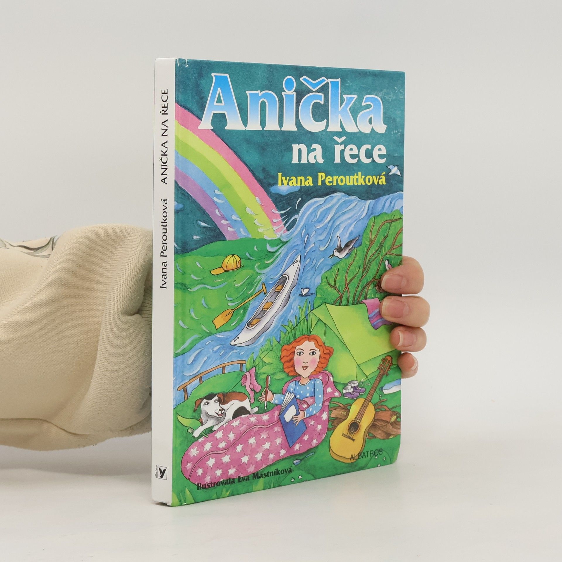 Peroutková Ivana Anička na řece