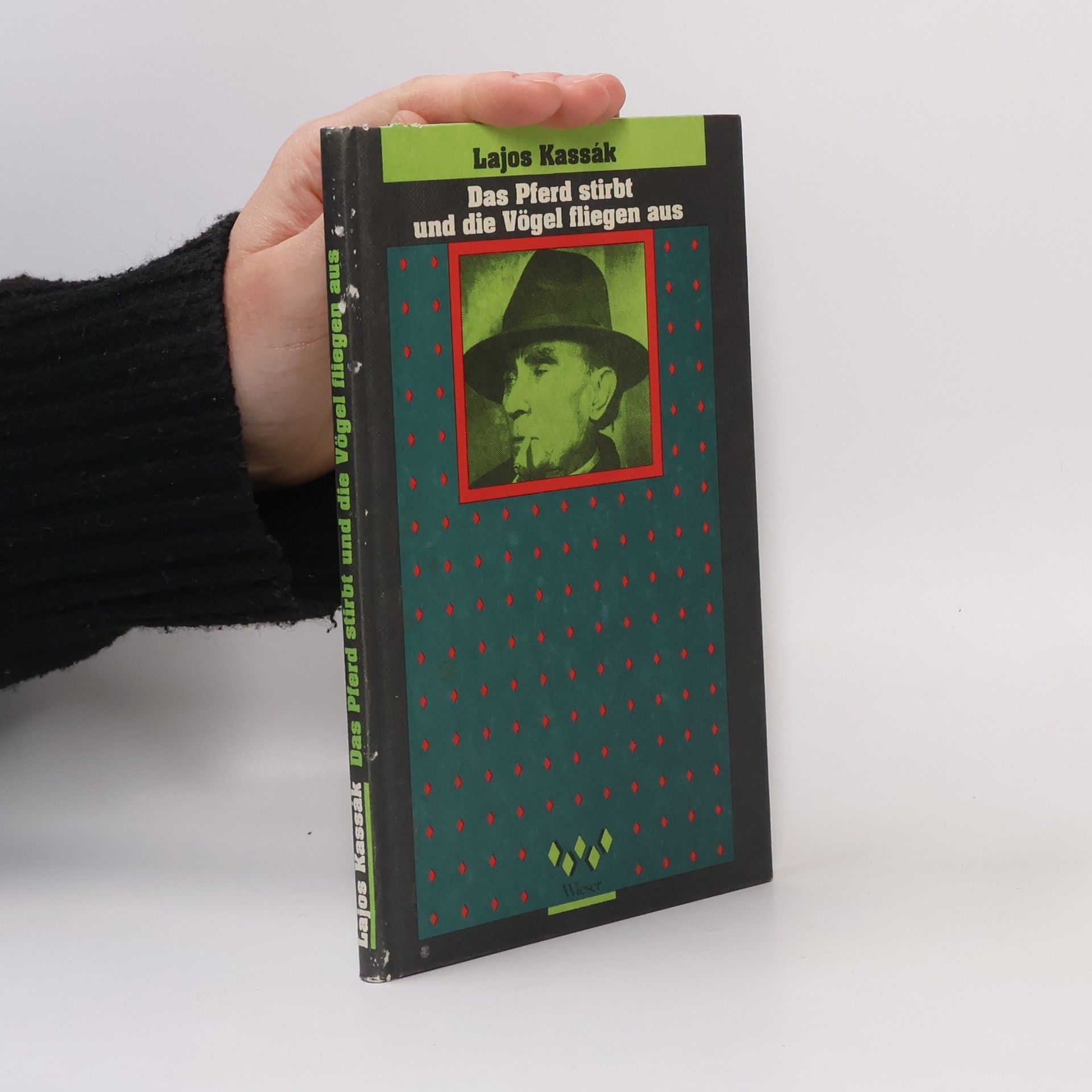 Das Pferd stirbt und die Vögel fliegen aus