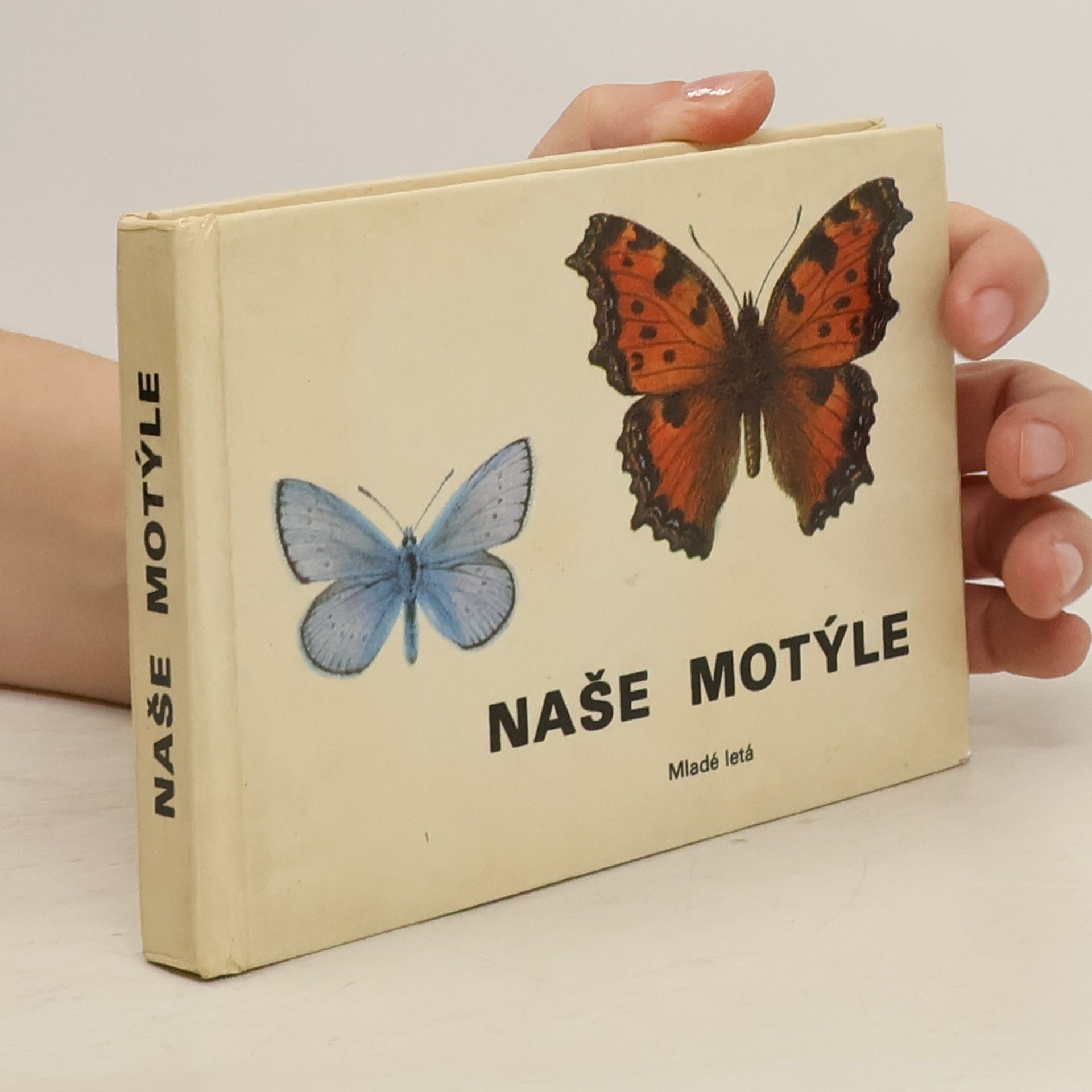 Ilja Okáli Naše motýle