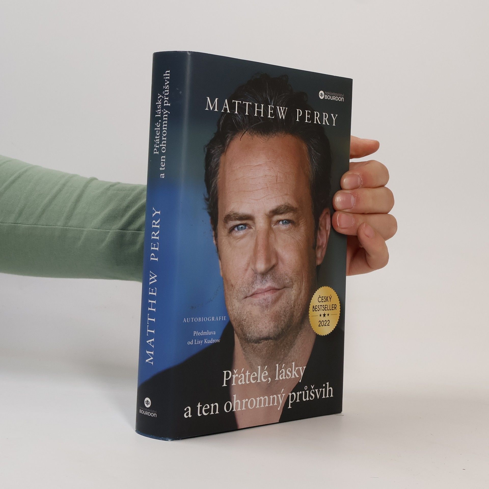 Matthew Perry Přátelé, lásky a ten ohromný průšvih