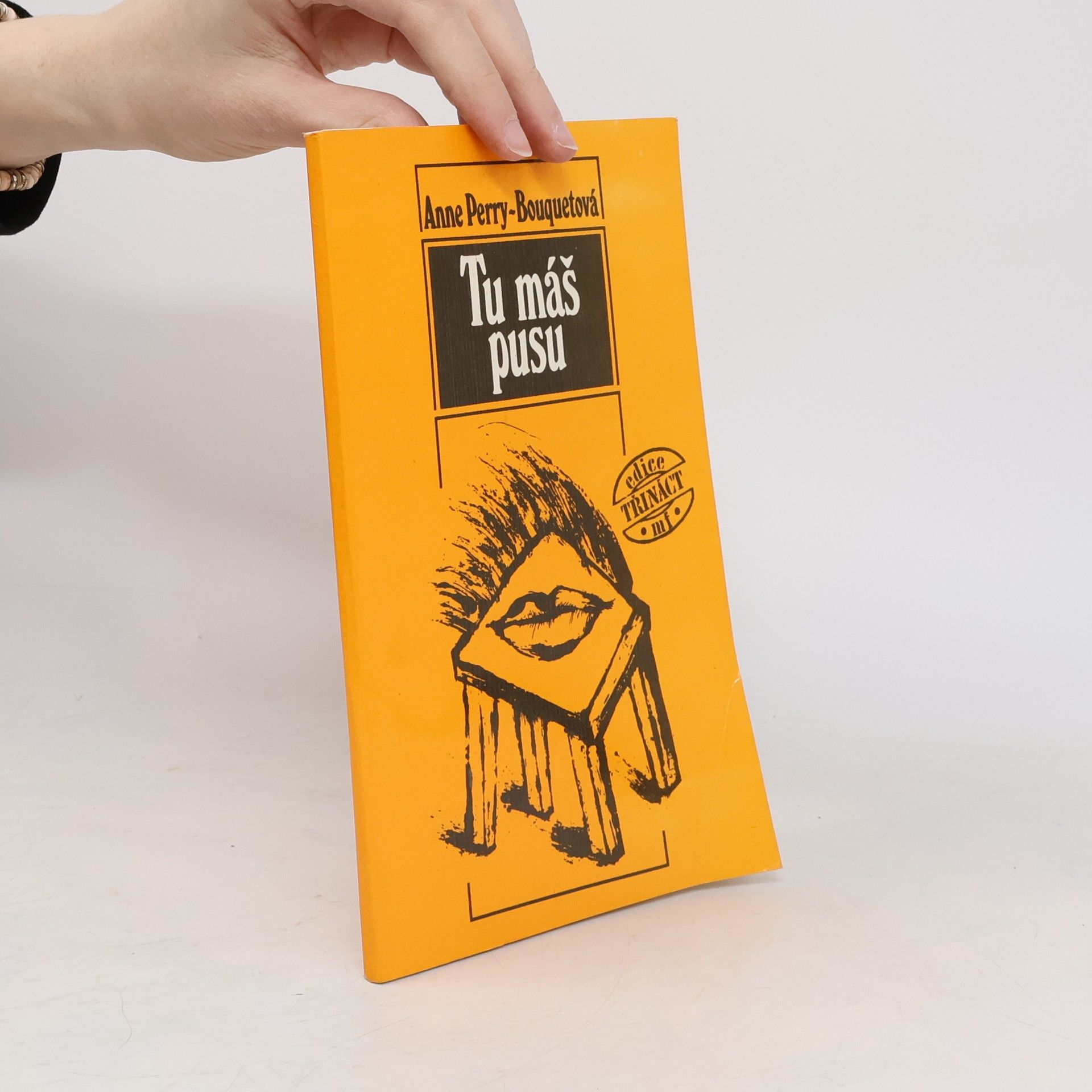 Anne PerryBouquet Tu máš pusu