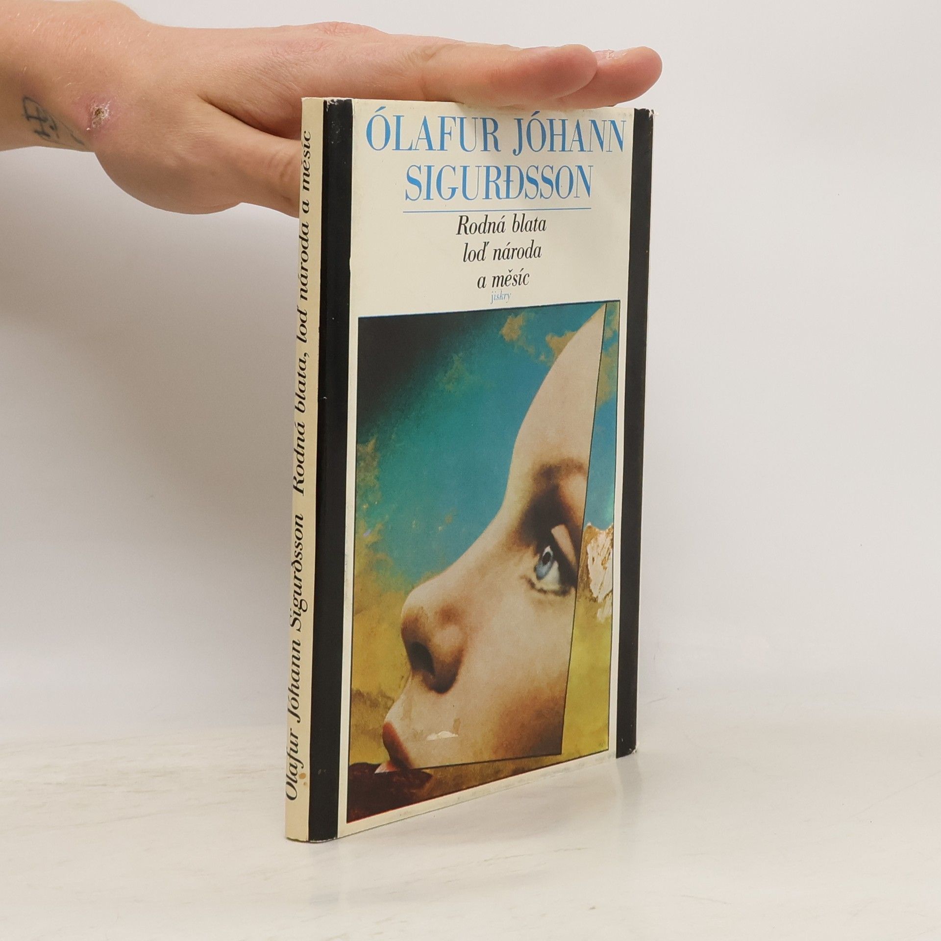 Helena Kadečková Rodná blata, loď národa a měsíc