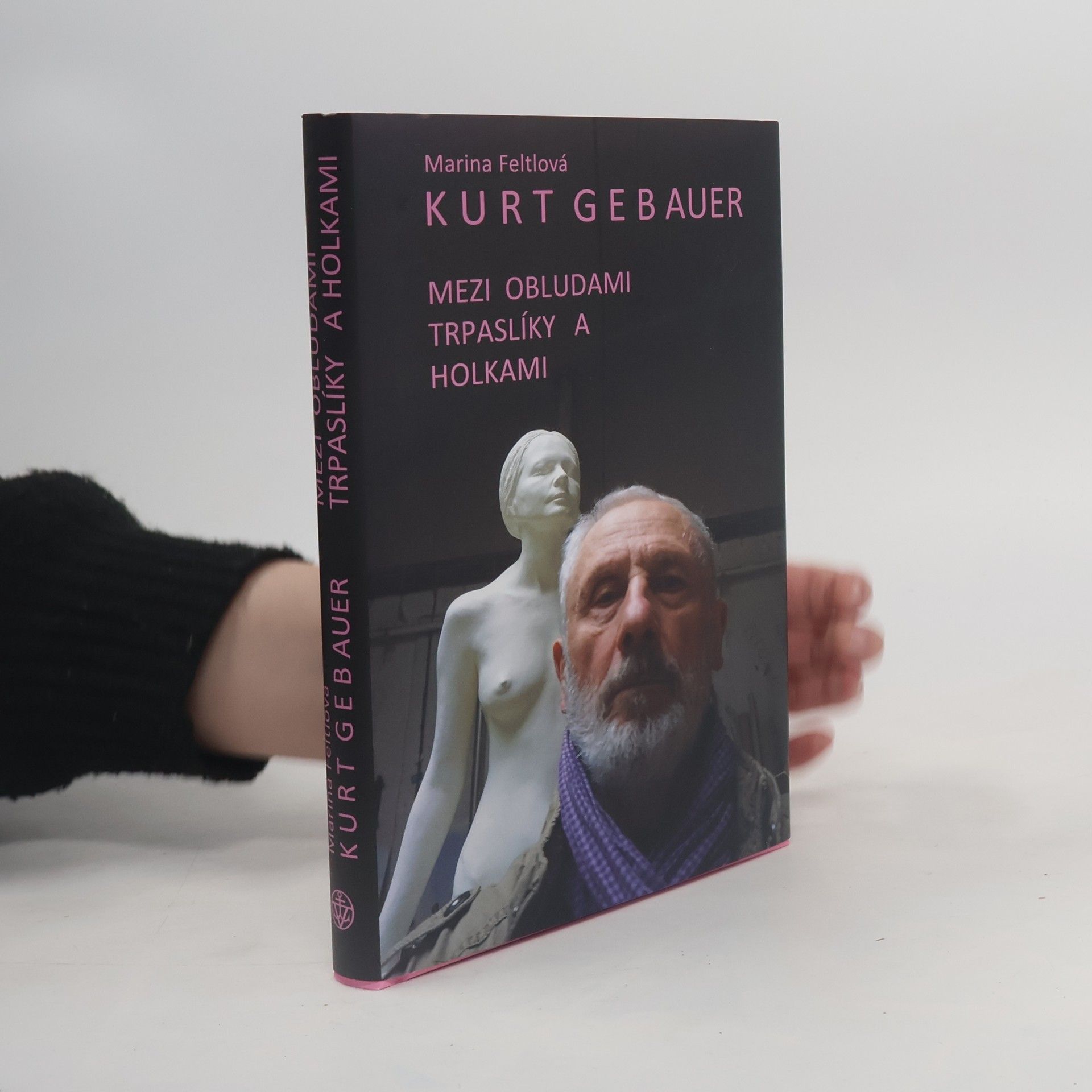 Mezi obludami, trpaslíky a holkami