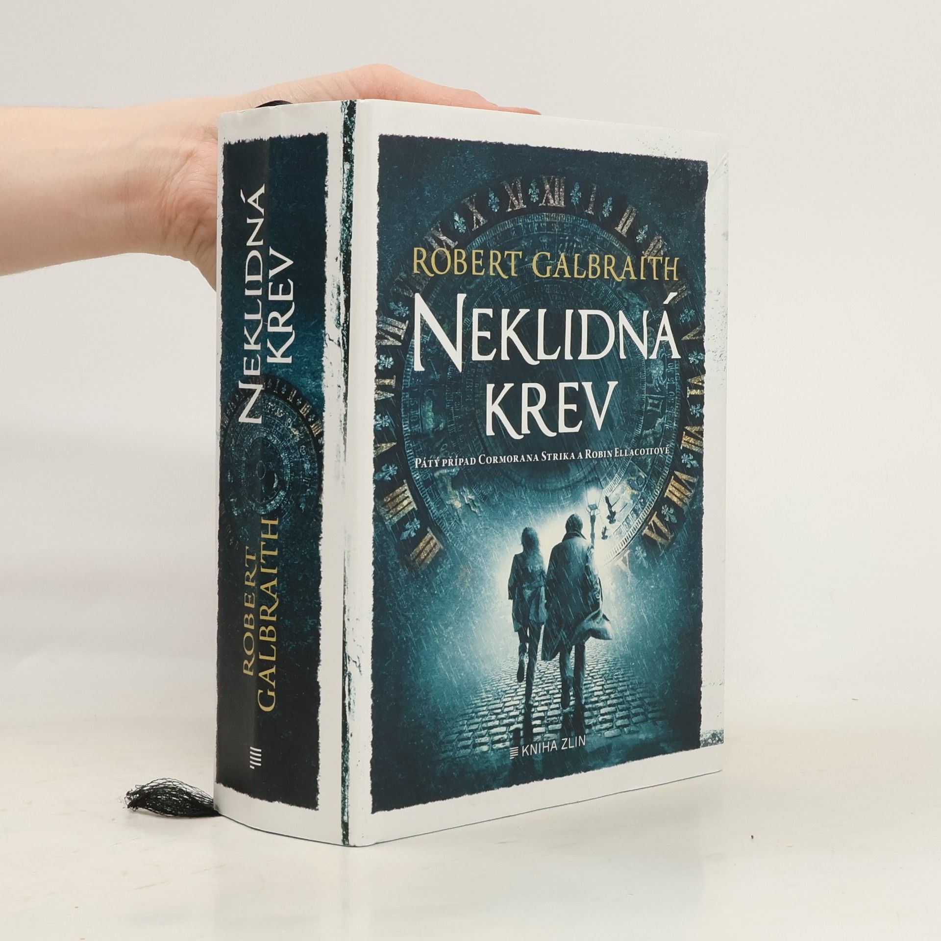 Robert Galbraith Neklidná krev