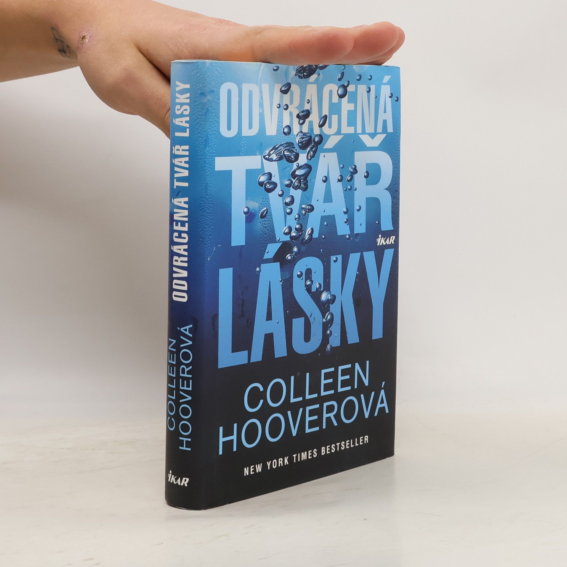 Odvrácená tvář lásky