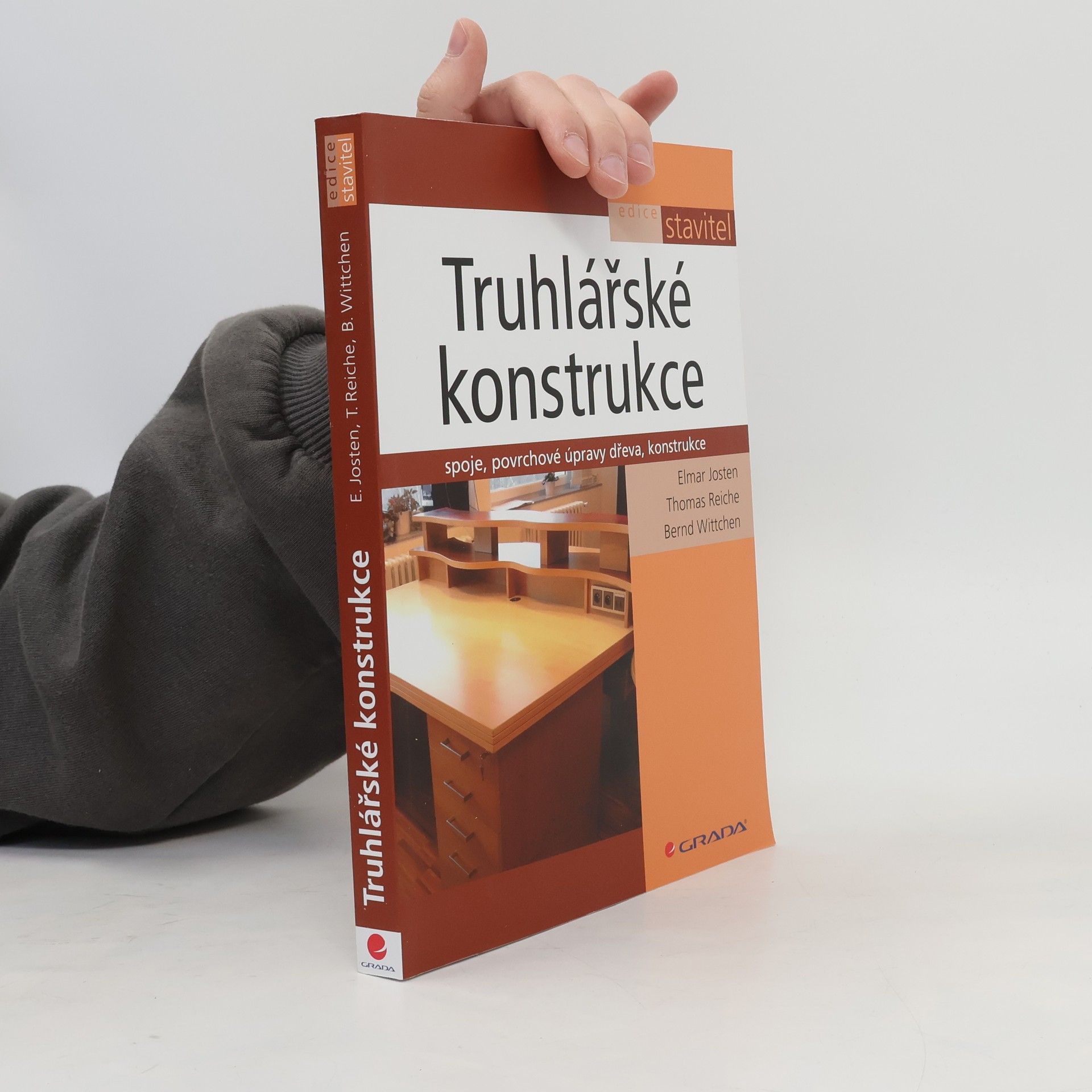 Truhlářské konstrukce: Spoje, povrchové úpravy dřeva, konstrukce