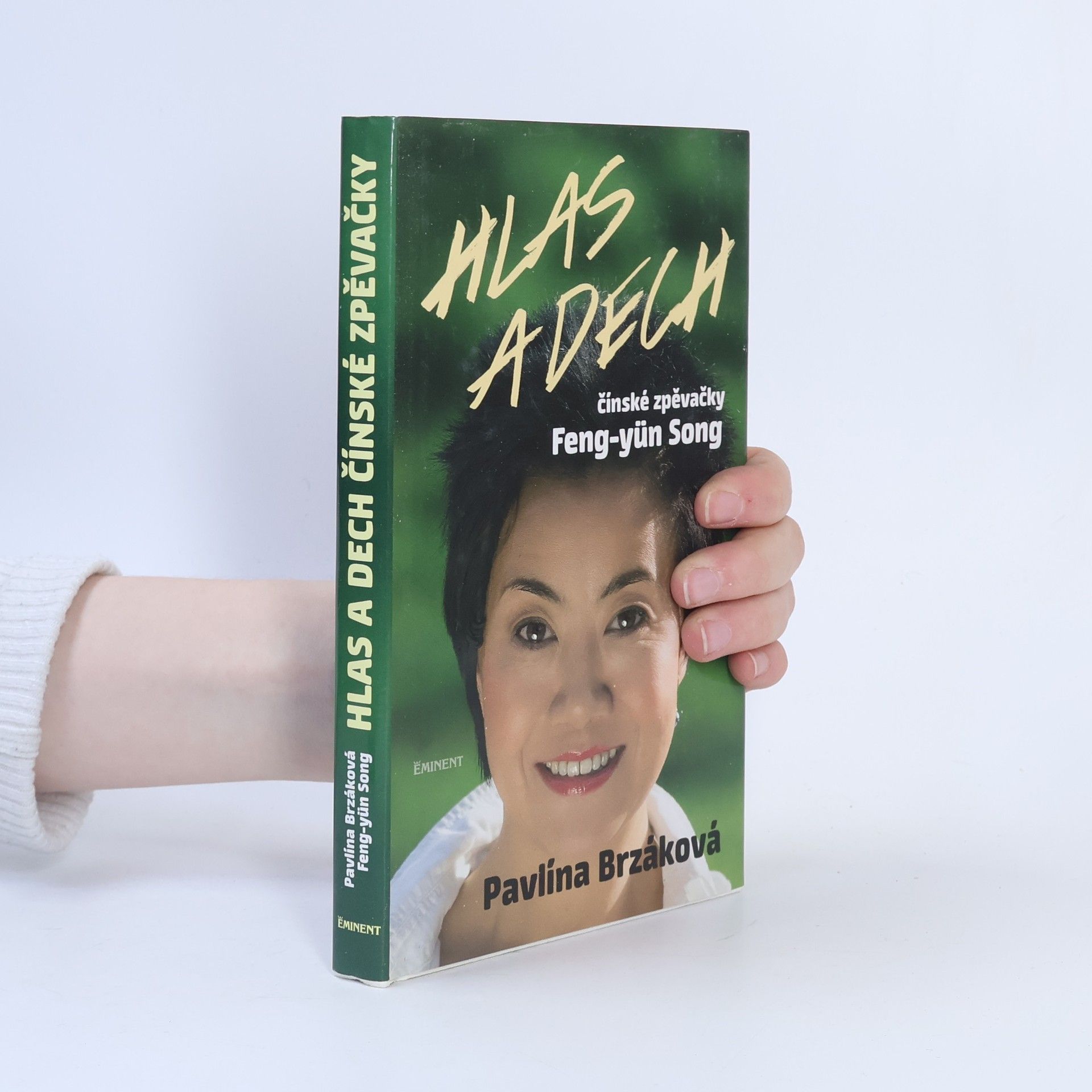 Pavlína Brzáková Hlas a dech čínské zpěvačky Feng-yün Song