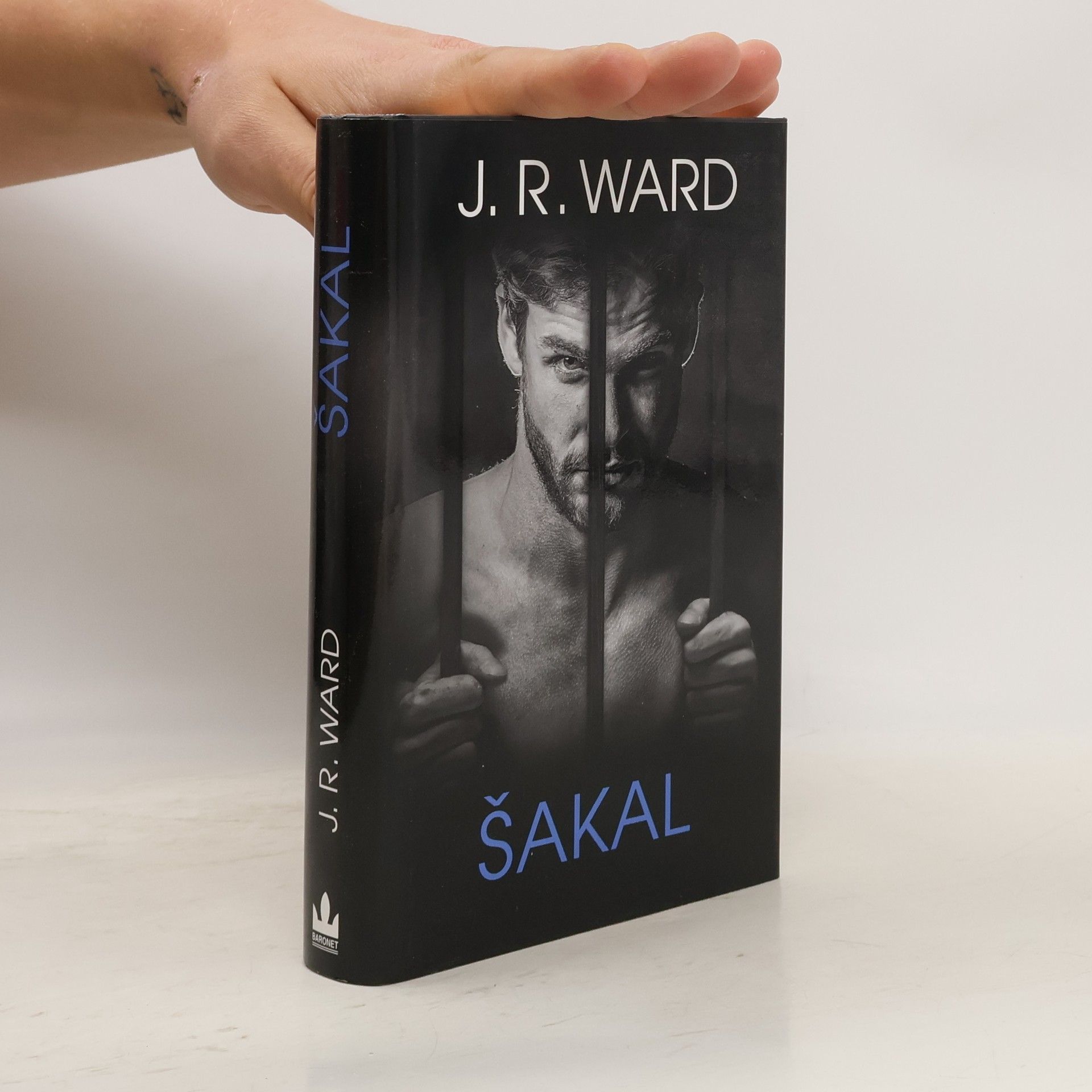 Jessica Rowley Pell Bird Blakemore Šakal