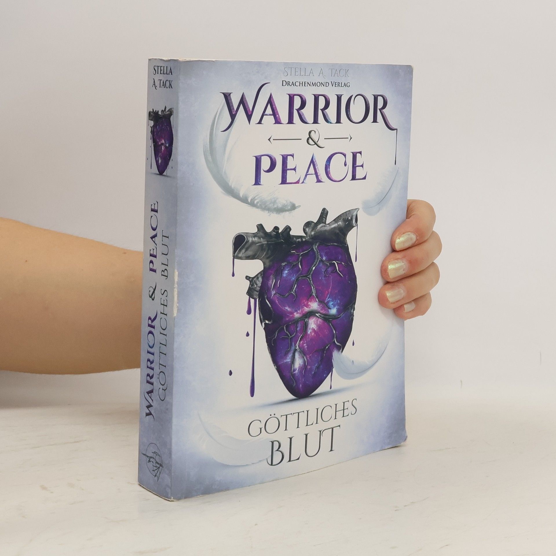 Stella Tack Warrior & Peace. Göttliches Blut