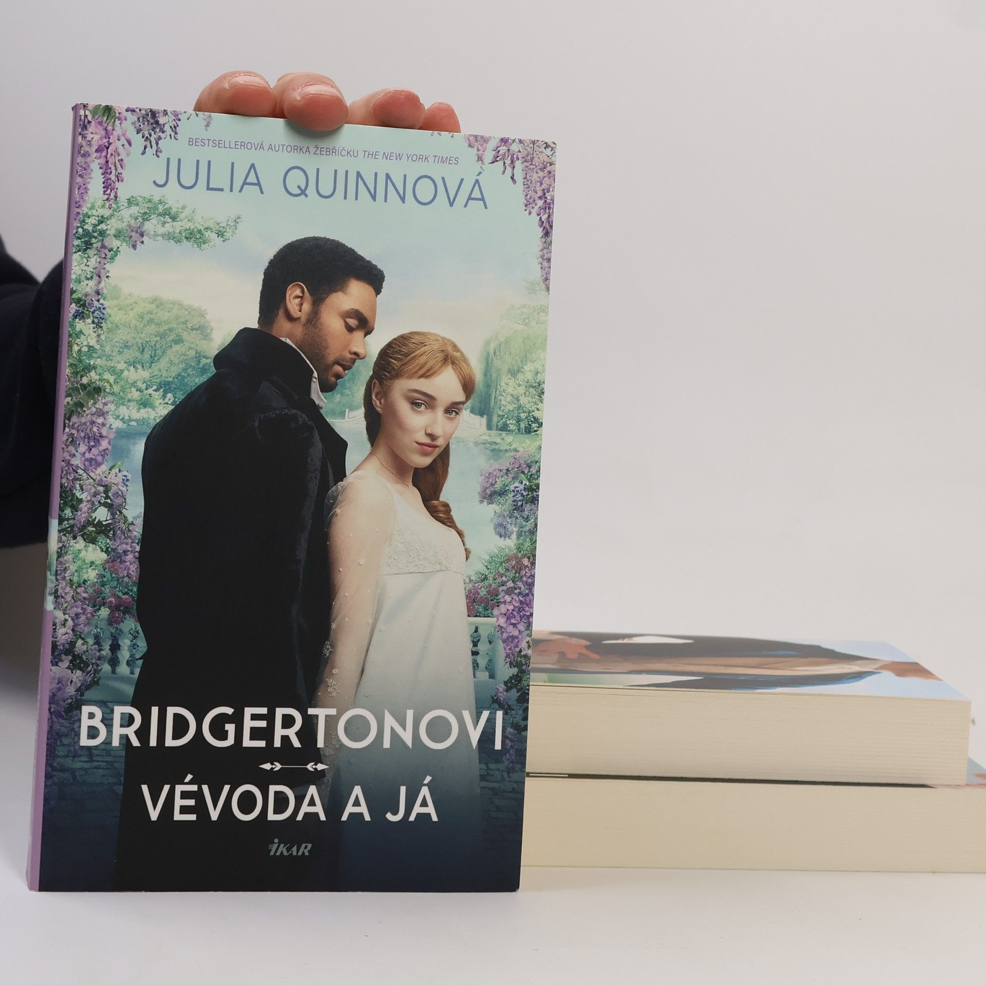 Julie Quinnová Bridgertonovi. Kolekce 1-3