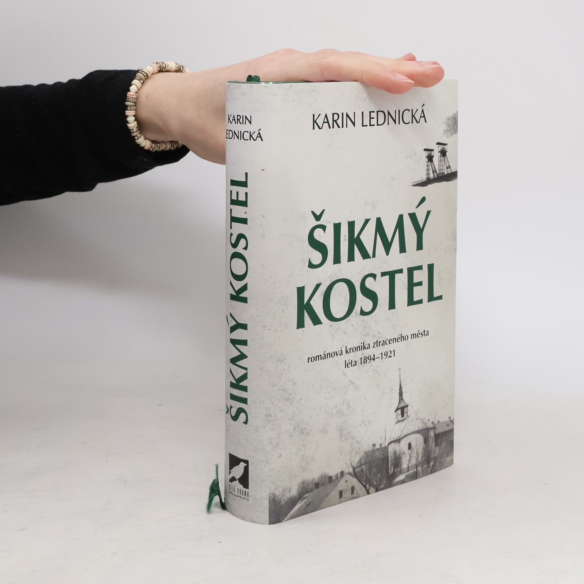 Karin Lednická Šikmý kostel