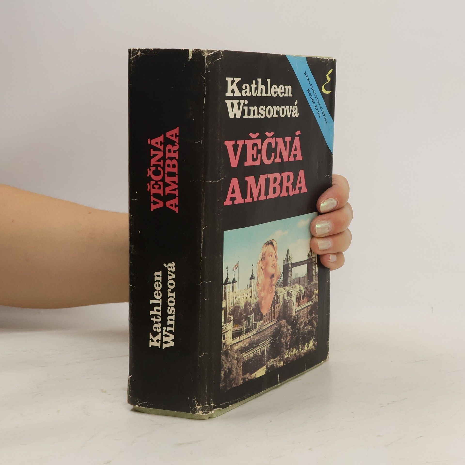 Věčná Ambra