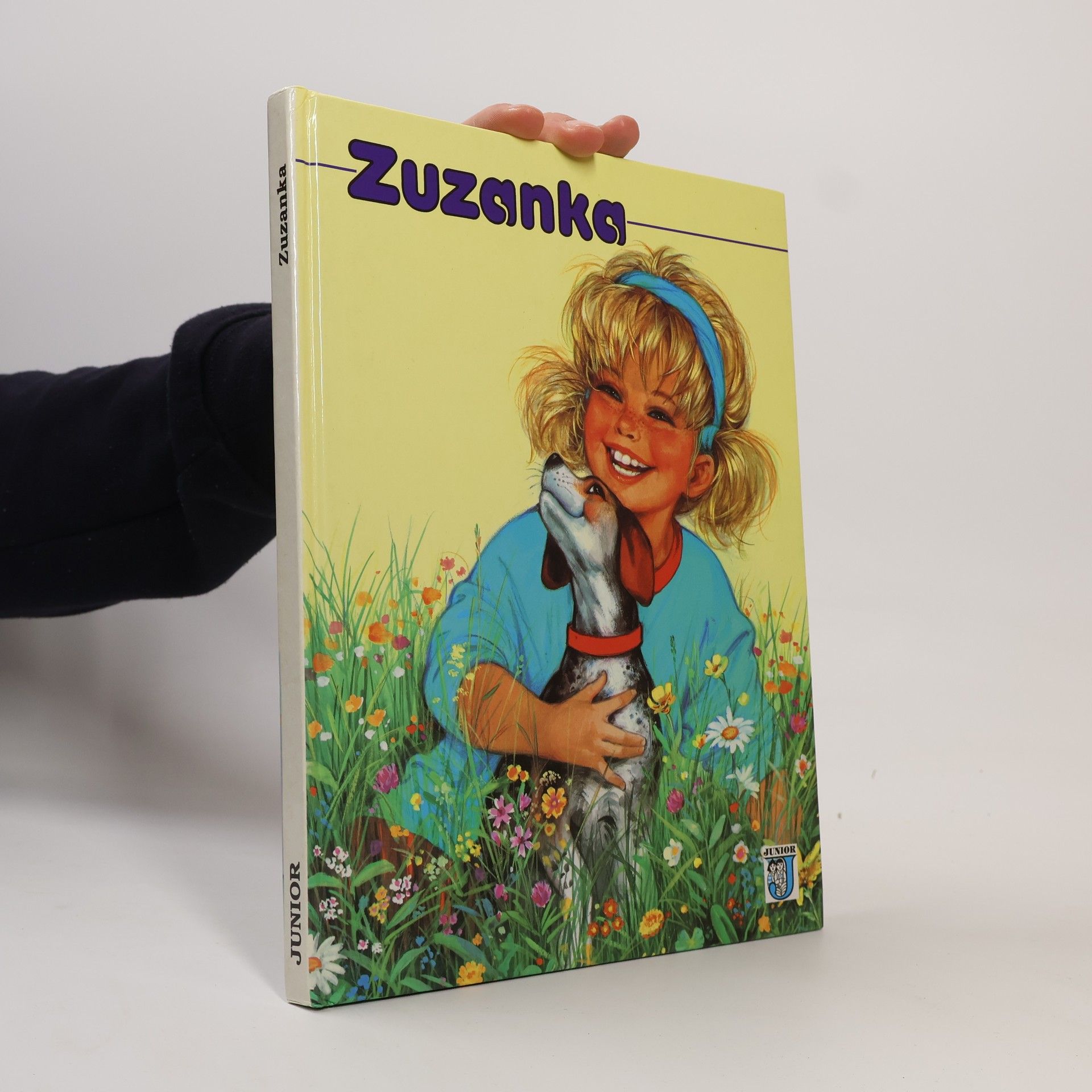 Brigitte Yerna Zuzanka a búrka