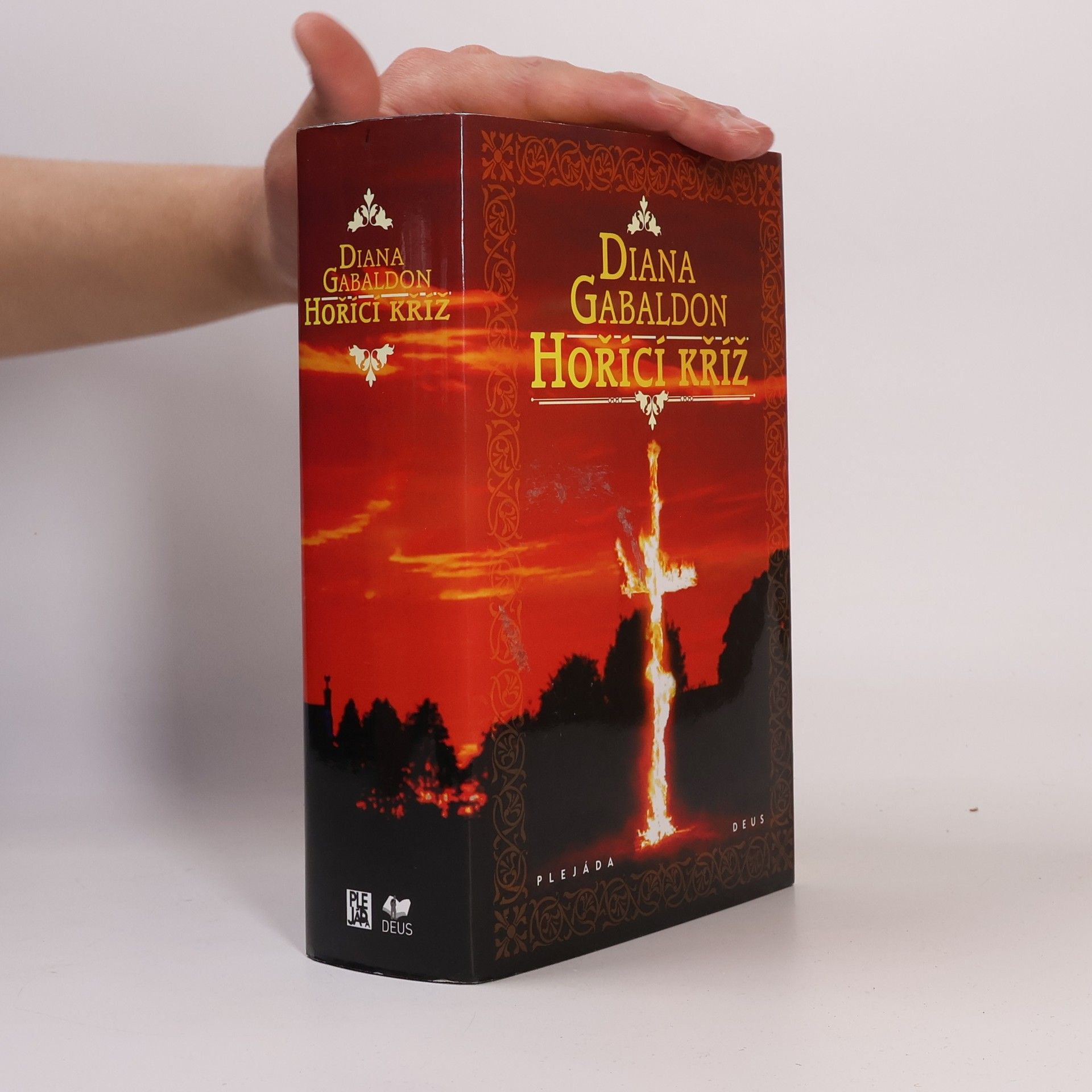 Diana Gabaldon Hořící kříž