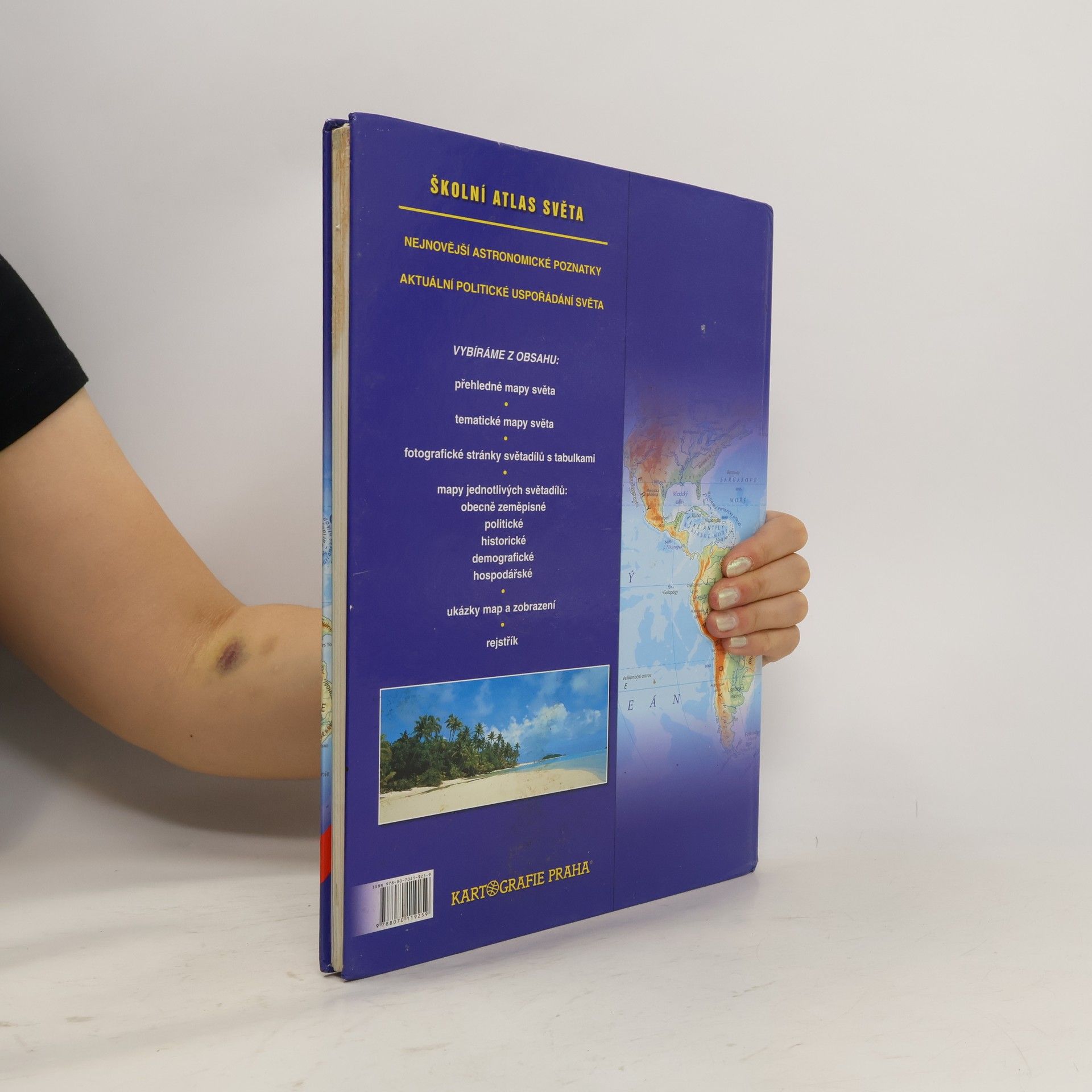 Autores varios Školní atlas světa